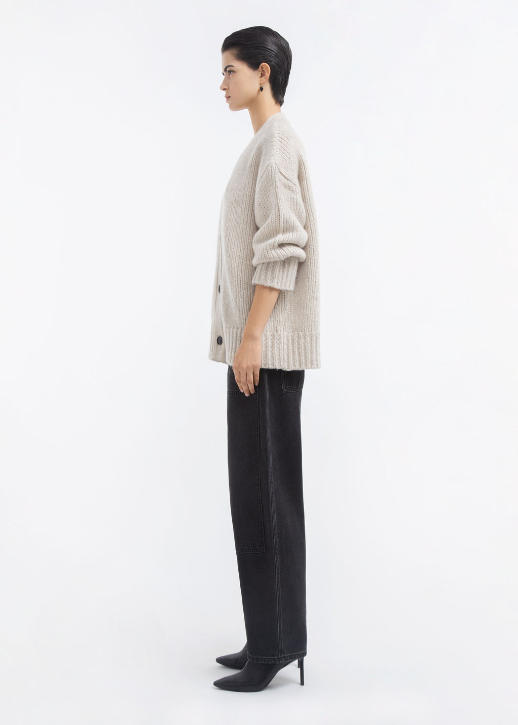Boyfriend Cardigan in Cashmere  - Arctic - CO