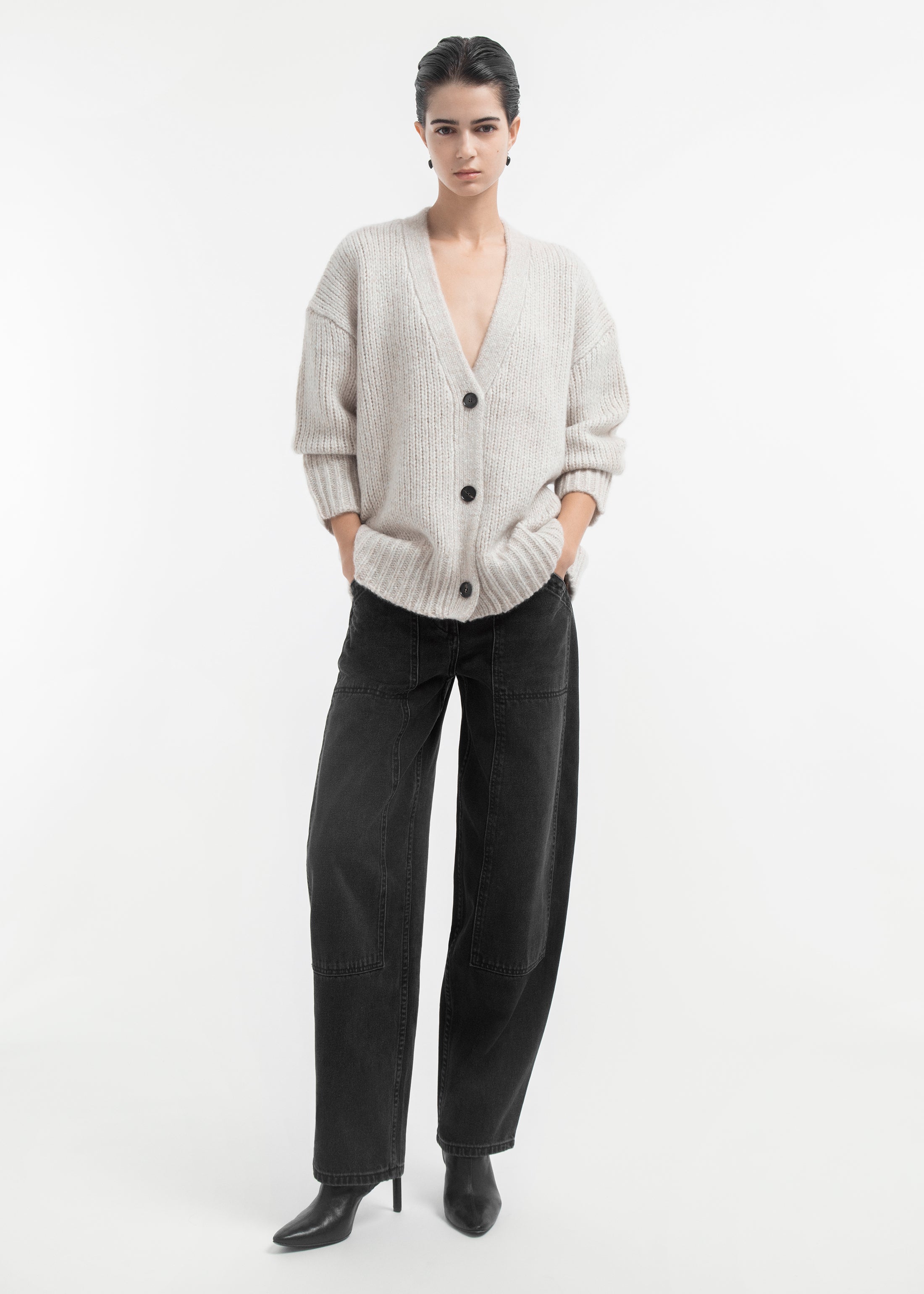 Boyfriend Cardigan in Cashmere  - Arctic