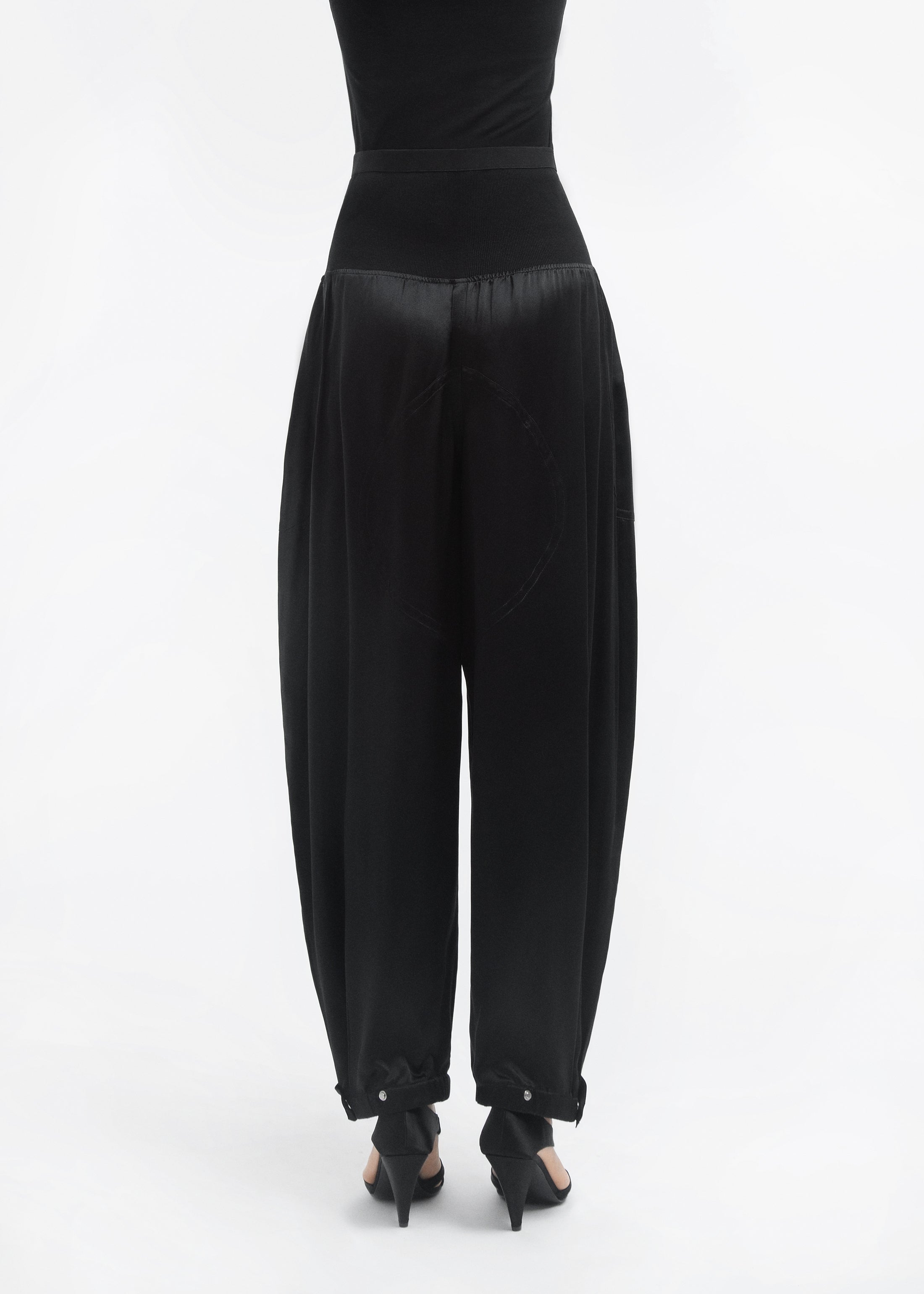 Ribbed Jogger in Silk Charmeuse - Black