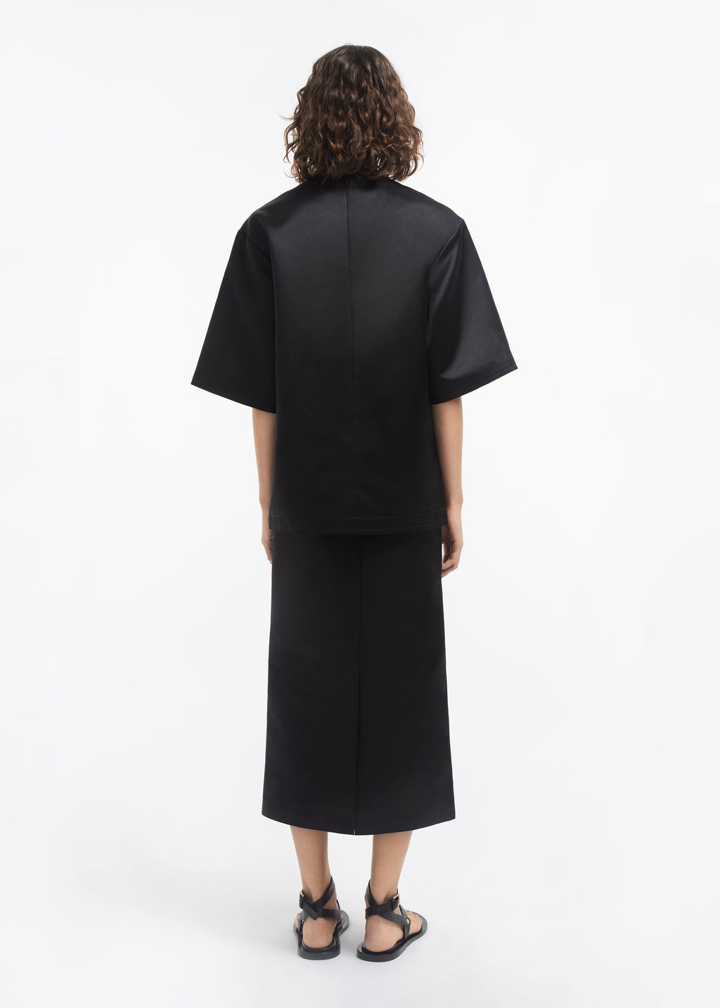 Oversized Shirt in Duchess Satin - Black - CO