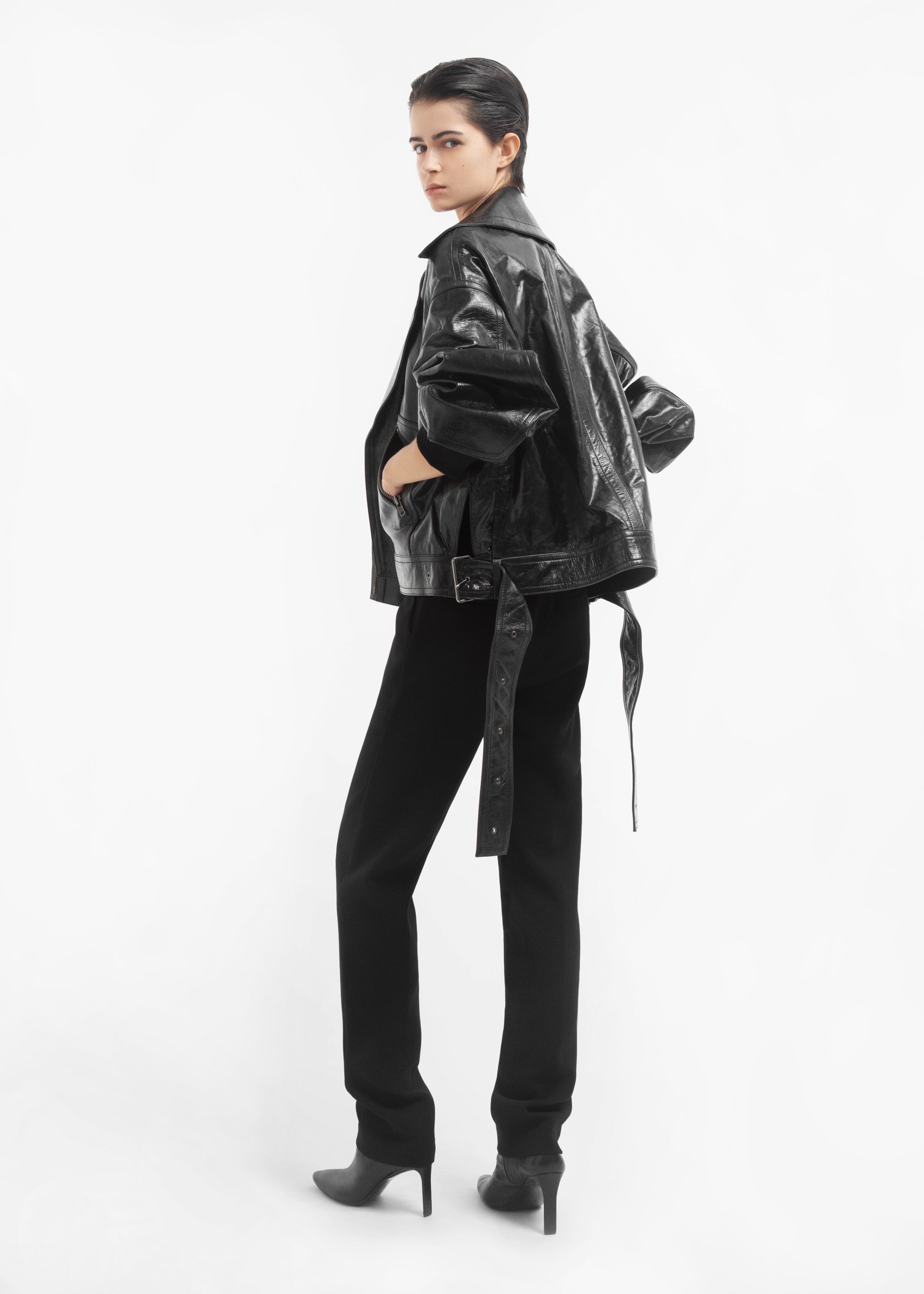 Engineered Bomber in Leather - Black