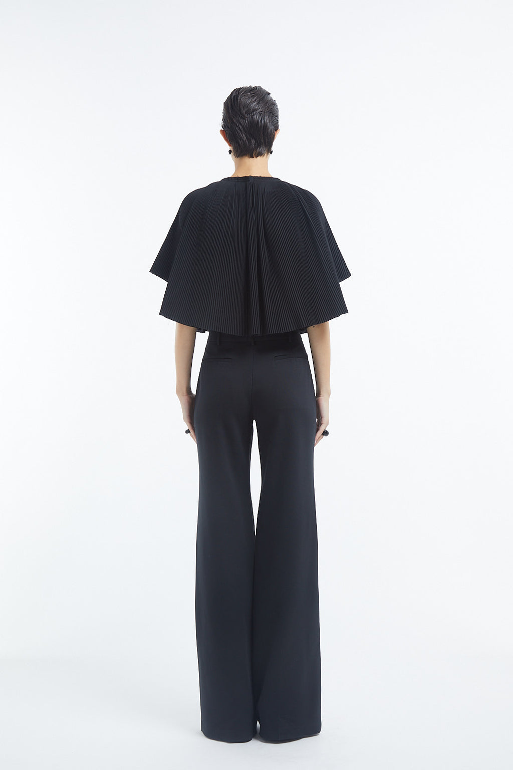 Crinkle Cut Cape Top in Plisse - Black - CO