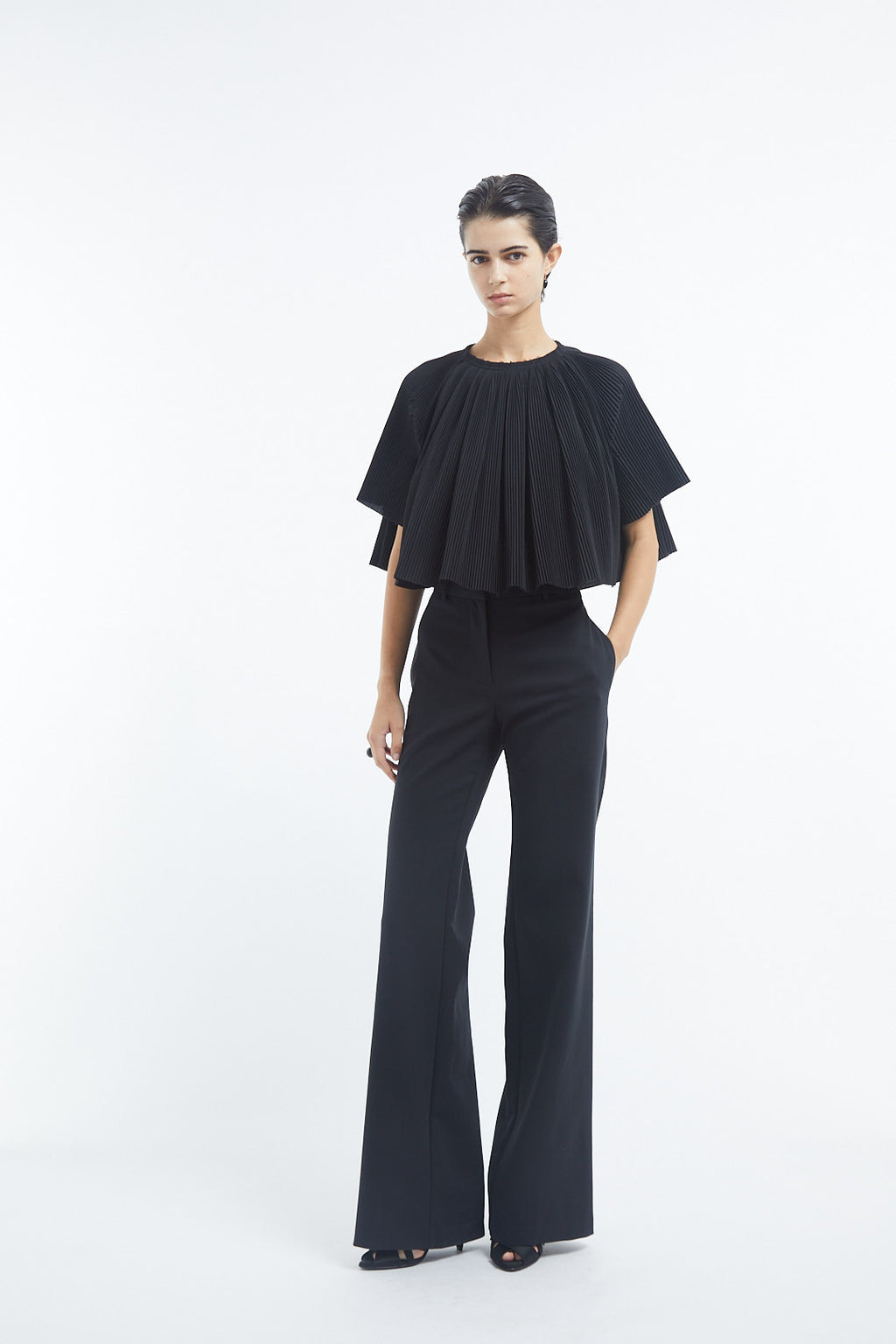 Crinkle Cut Cape Top in Plisse - Black - CO
