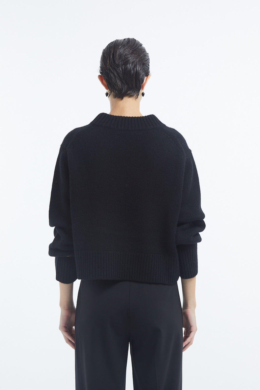 Cropped Oversized Sweater in Cashmere - Black - CO