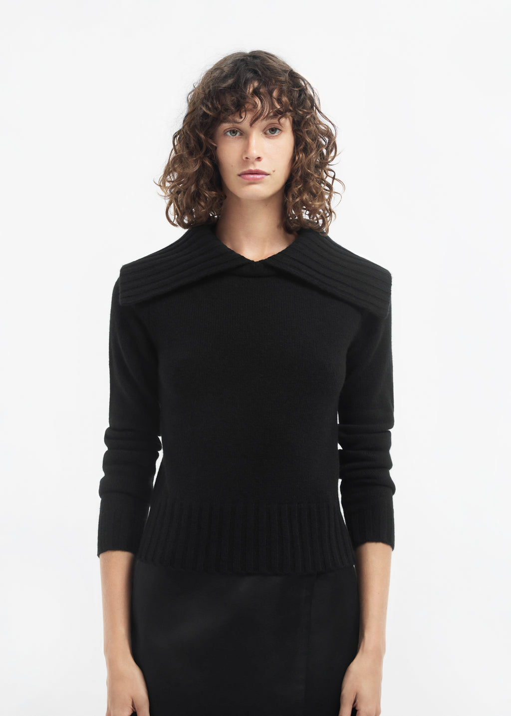 Ribbed Collared Sweater in Cashmere - Black - CO