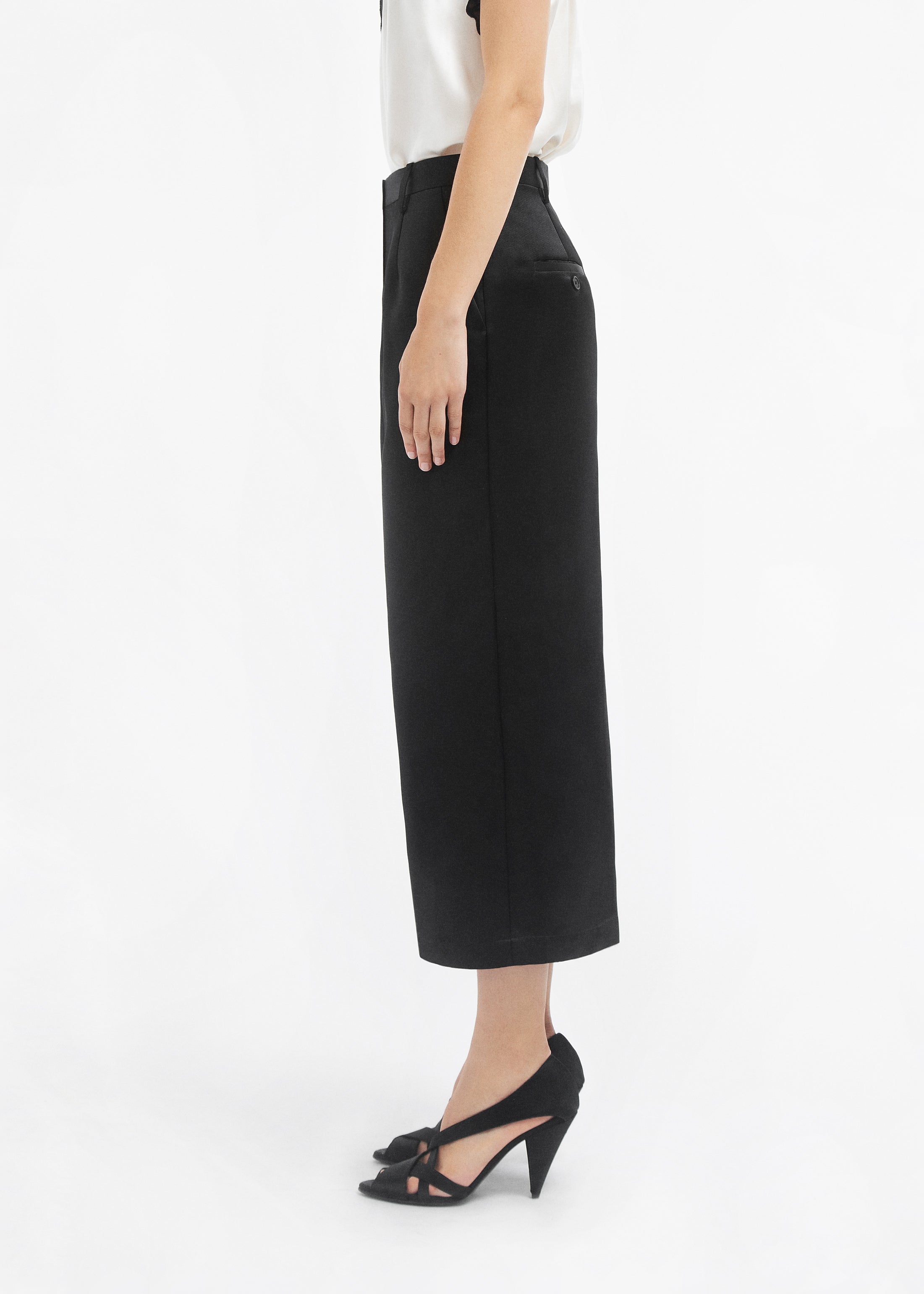 Tailored Pencil Skirt in Duchess Satin - Black