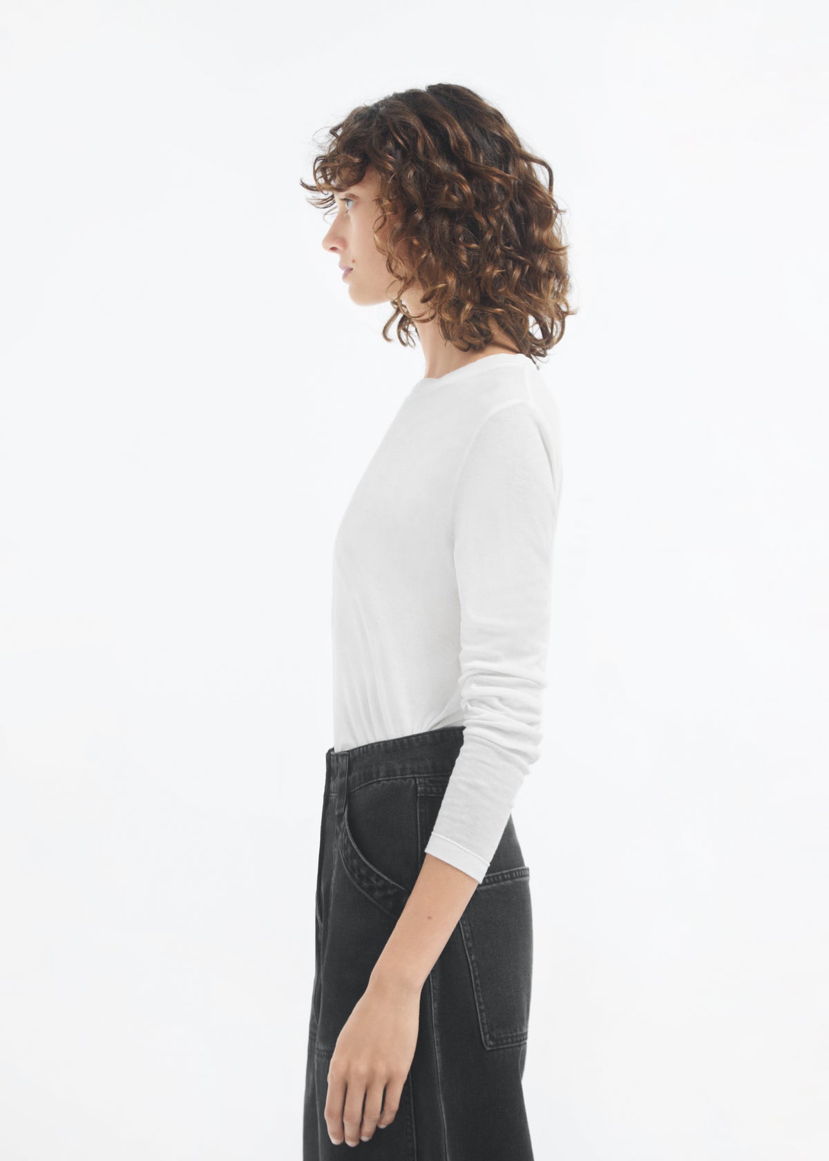 Crewneck Long Sleeve in Cotton Jersey - Ivory, image 4 of 5