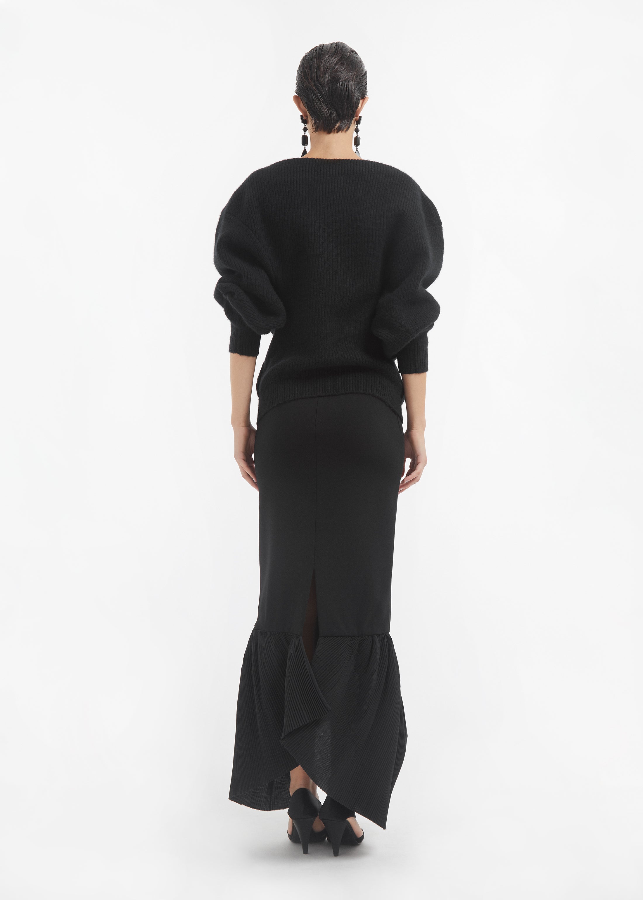 Oversized Boatneck Sweater in Wool Cashmere - Black