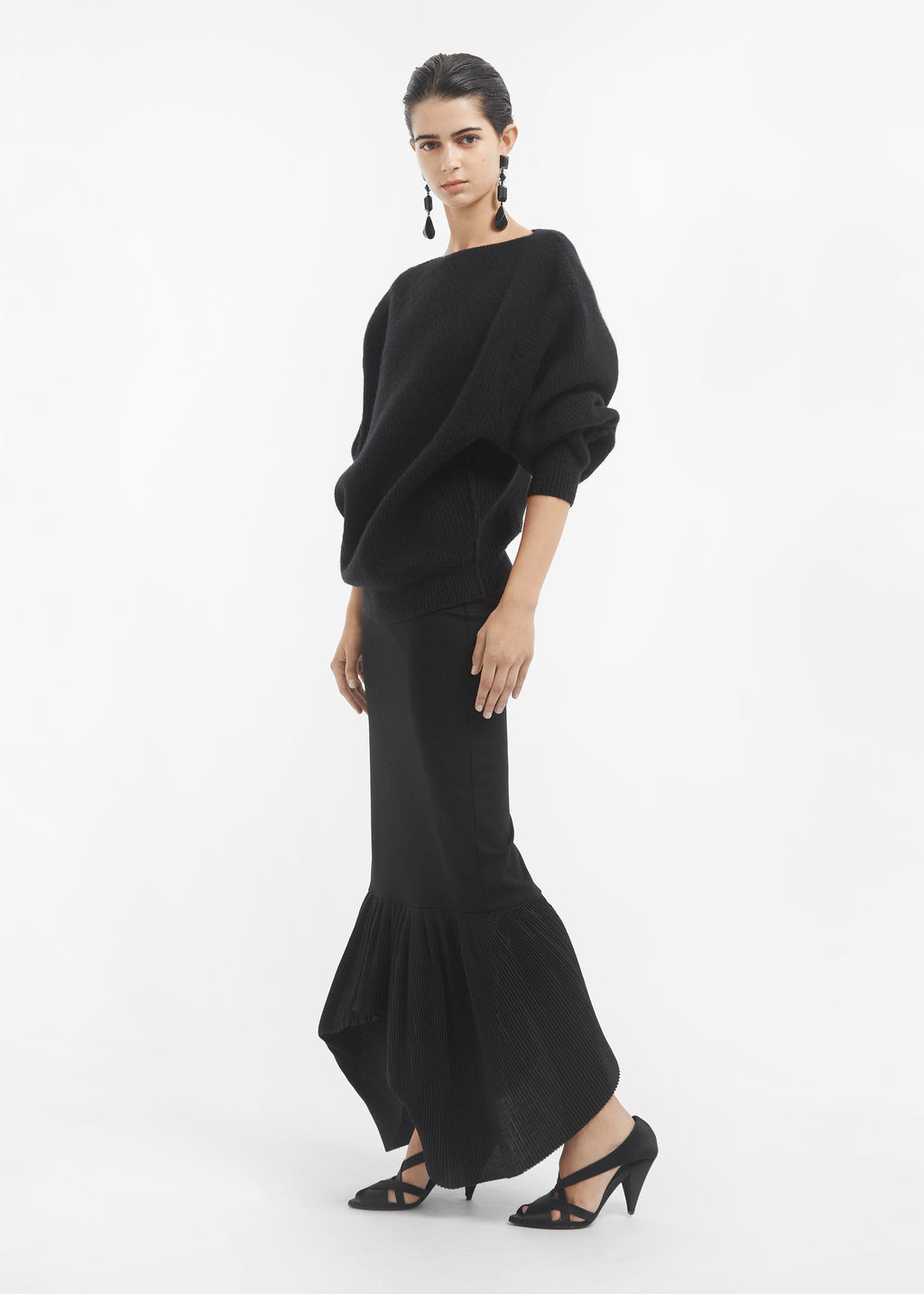 Oversized Boatneck Sweater in Wool Cashmere - Black - CO
