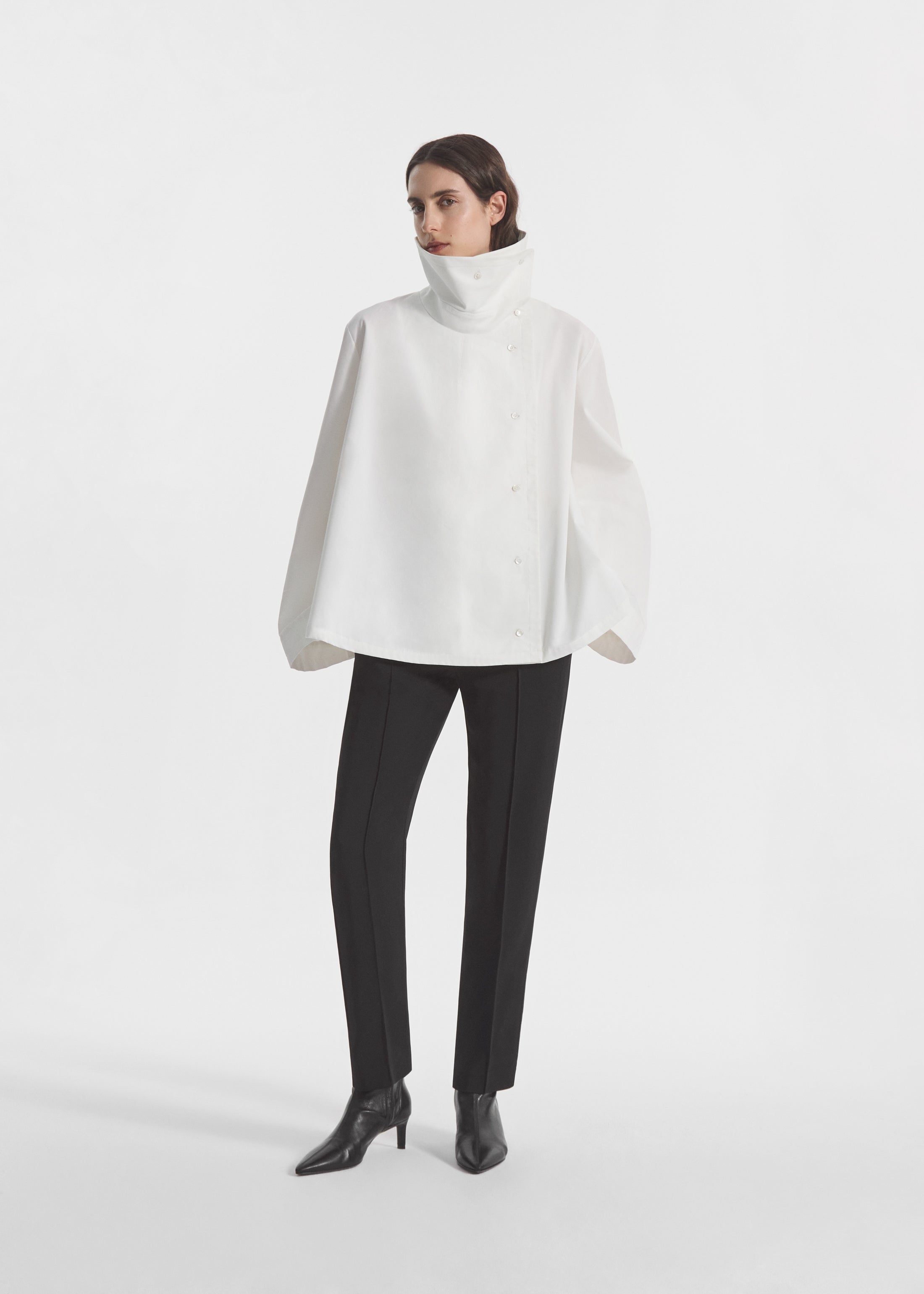 Flying Collar Shirt in Cotton Silk - White