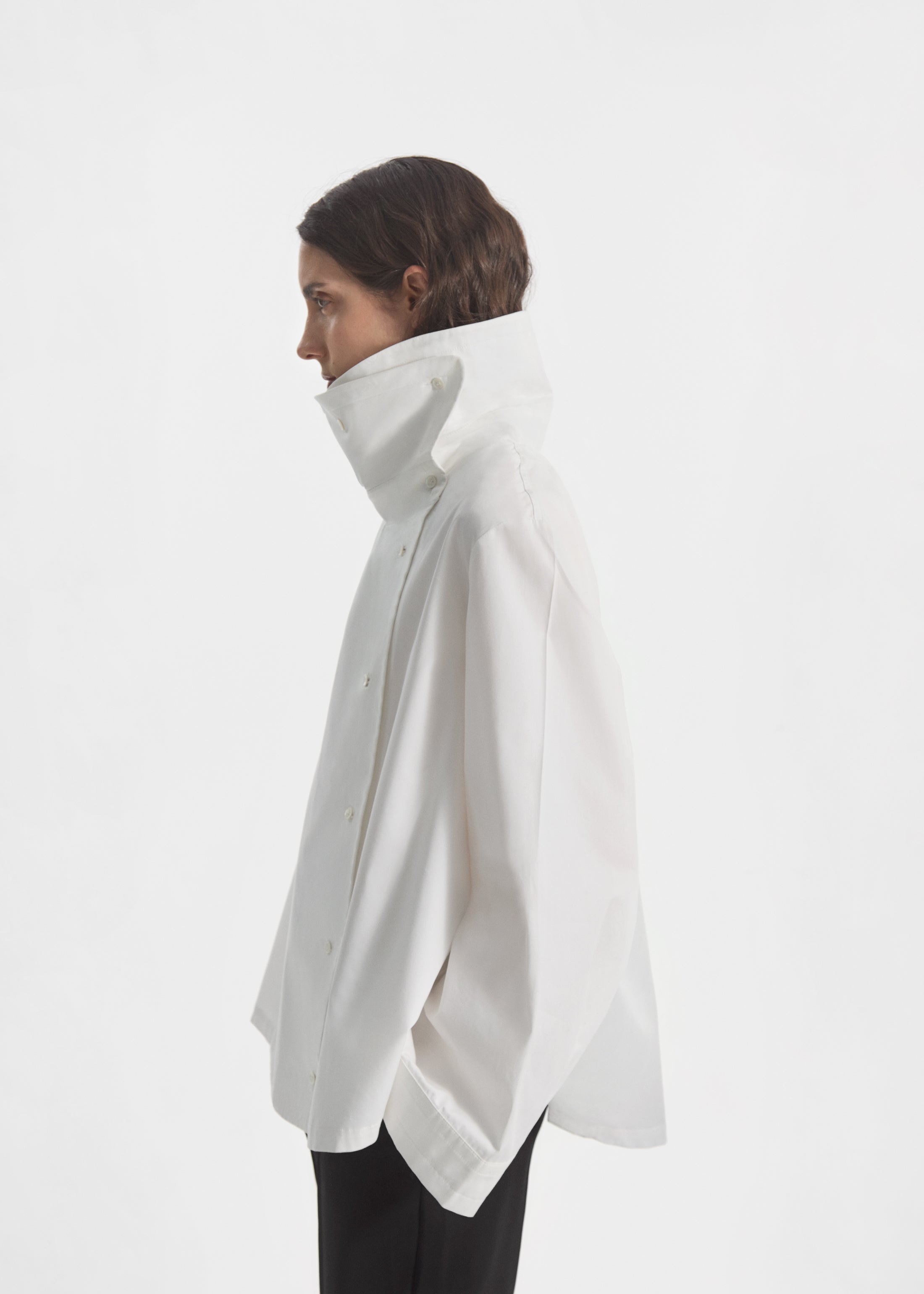 Flying Collar Shirt in Cotton Silk - White