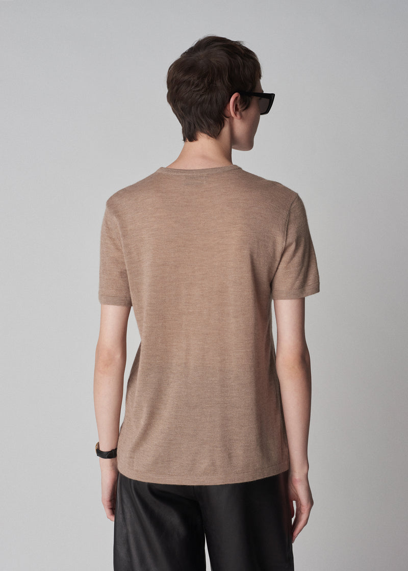 T-Shirt in Fine Cashmere - Taupe - CO