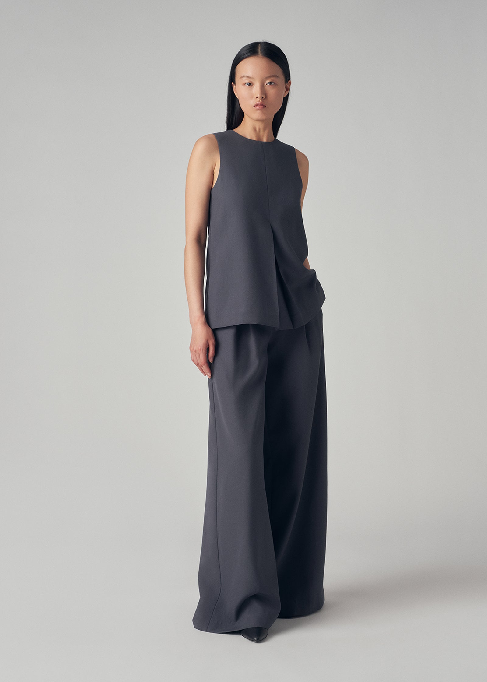High Waist Wide Leg Trouser in Gabardine - Charcoal - CO Collections