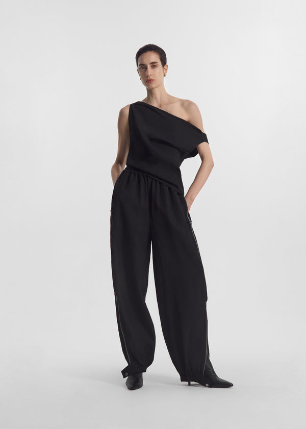 Articulated Vented Pant in Silk Viscose - Black - CO