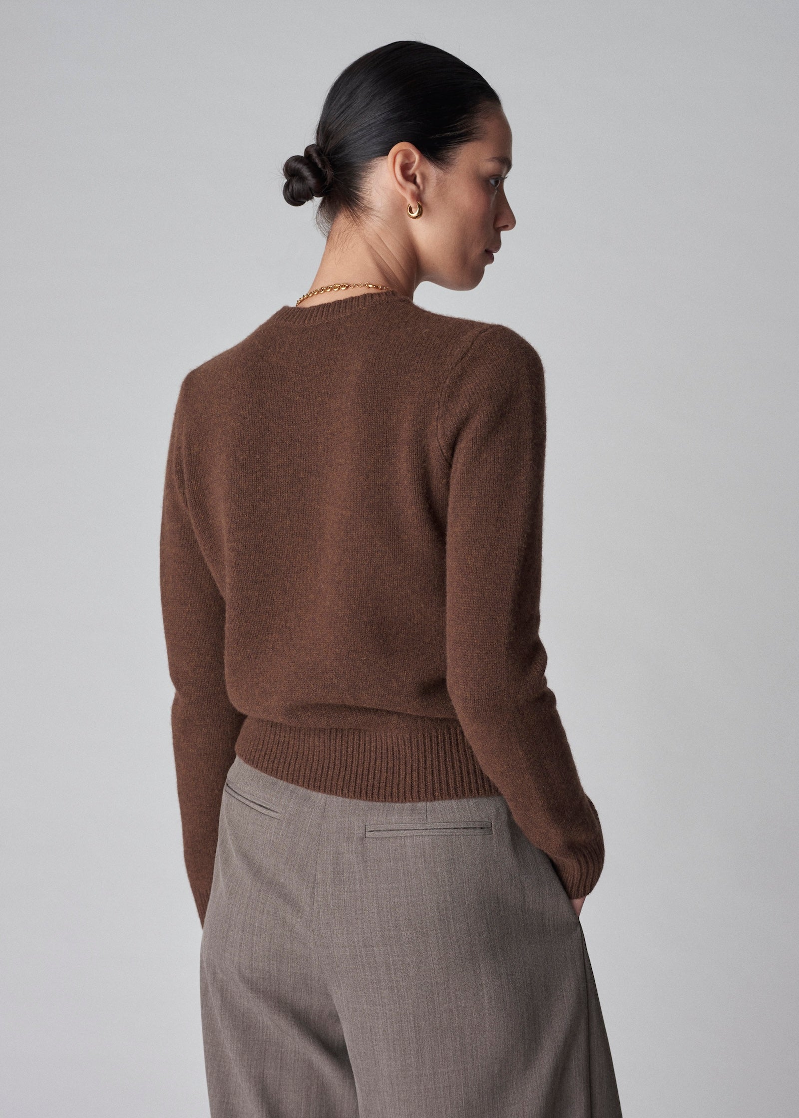 Long Sleeve Crew  in Cashmere - Brown - CO Collections