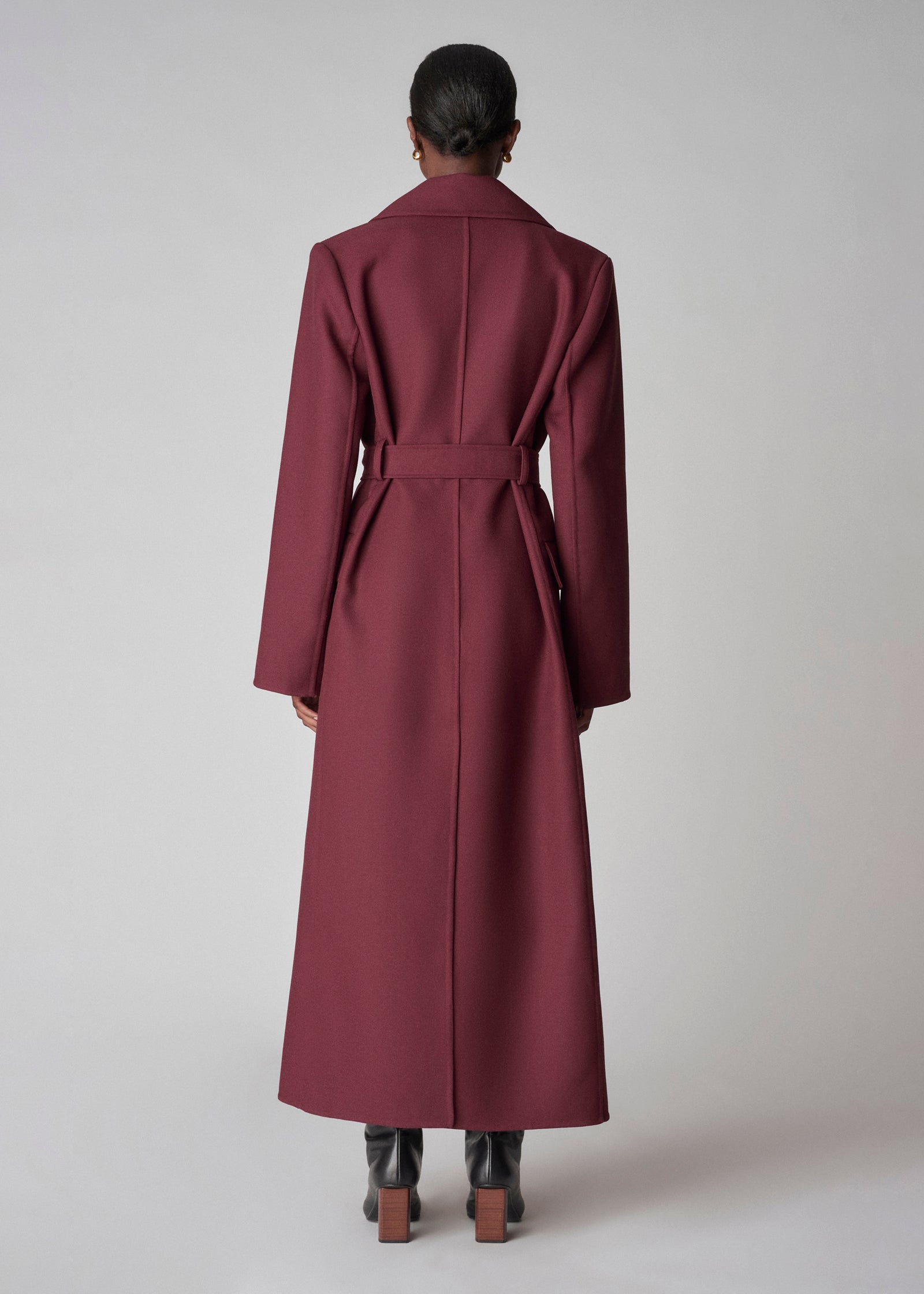 Belted Double Breasted Coat in Virgin Wool - Bordeaux