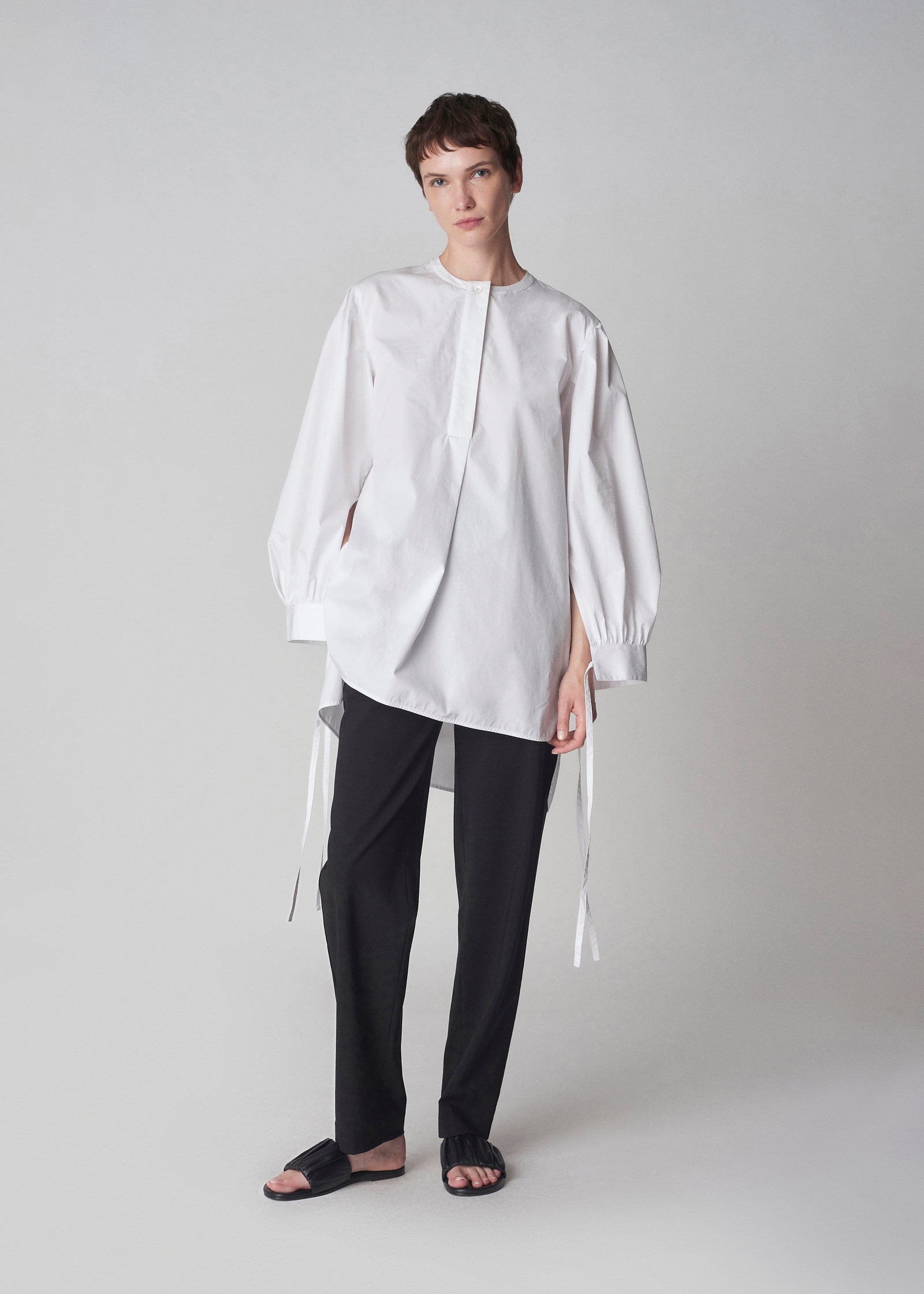 Collarless Tunic Shirt in Cotton Poplin - White - CO Collections