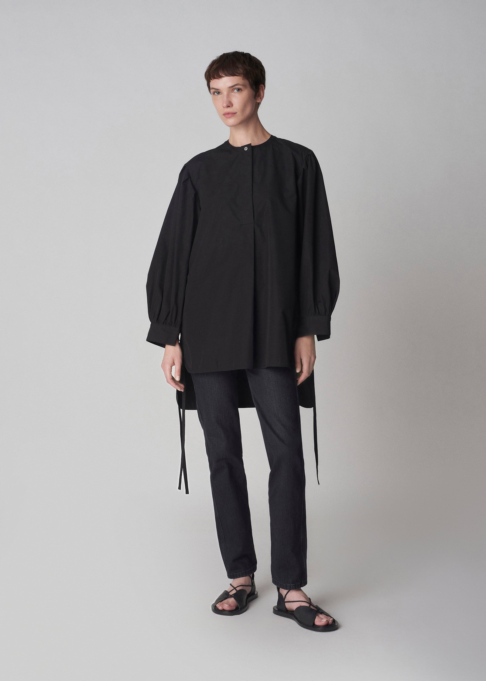 Collarless Tunic Shirt in Cotton Poplin - Black - CO Collections