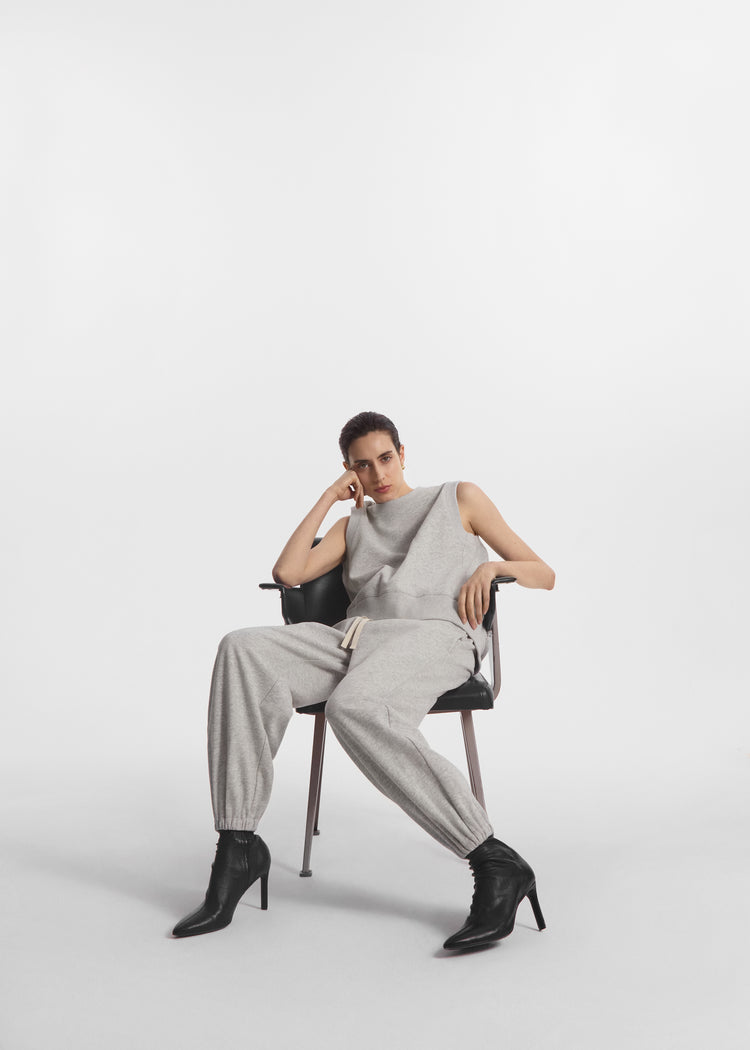 Sleeveless Sweatshirt in Scuba - Heather Grey, image 4 of 5