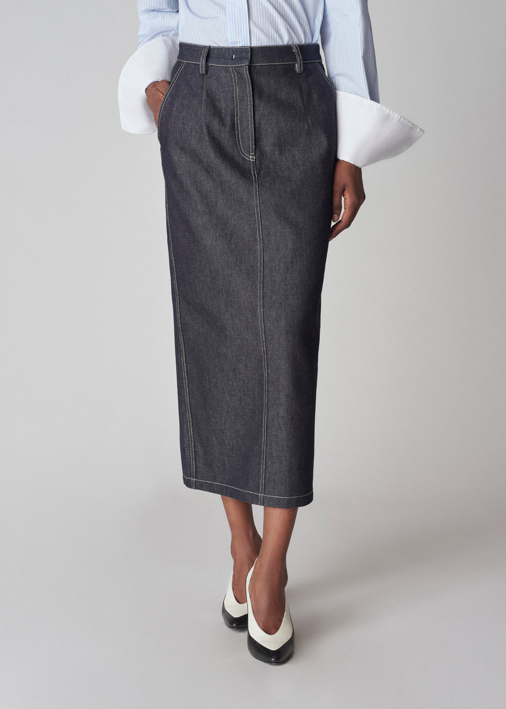 Pencil Skirt in Dark Denim - Indigo - CO