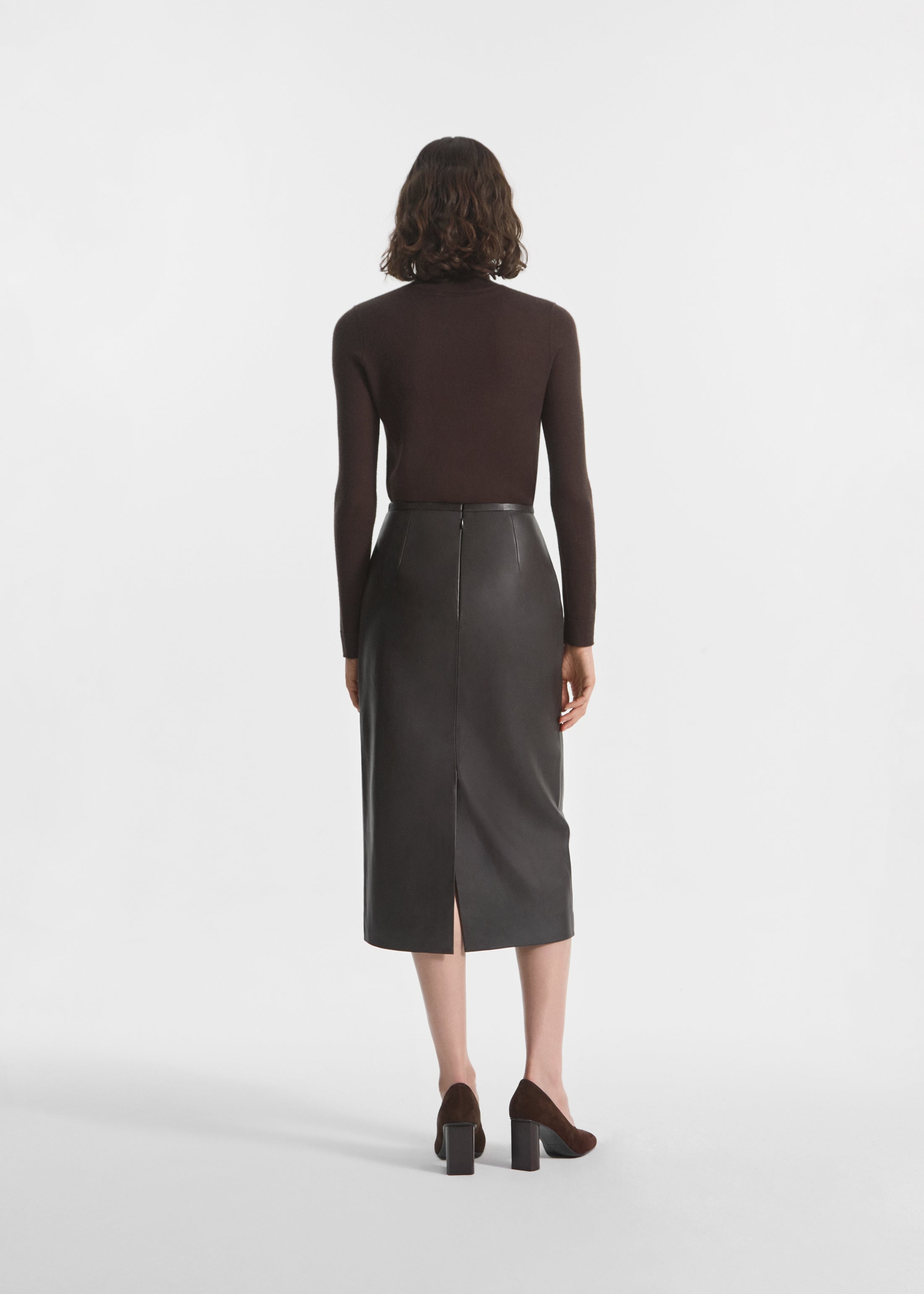 Midi Pencil Skirt in Leather - Chocolate