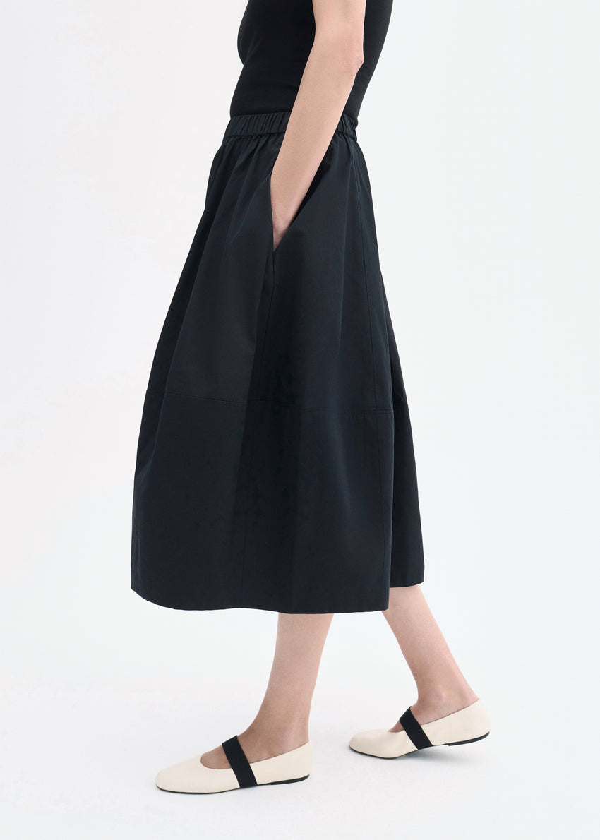 スカート TheLatest Black cotton midi skirt Full Skirt in Cotton Poplin - Black | CO