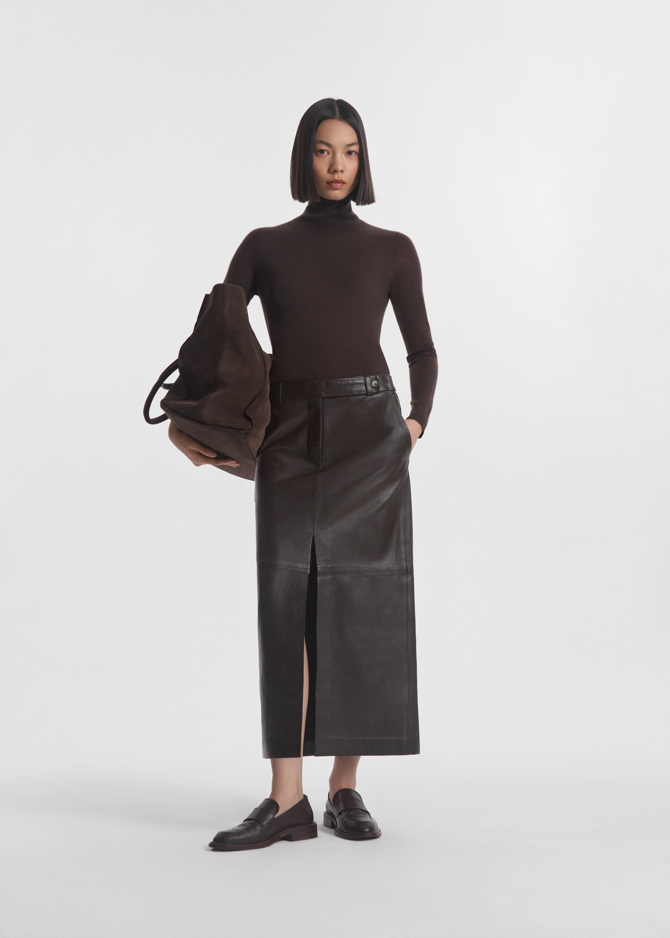 Tailored Front-Slit Midi Skirt in Leather - Chocolate