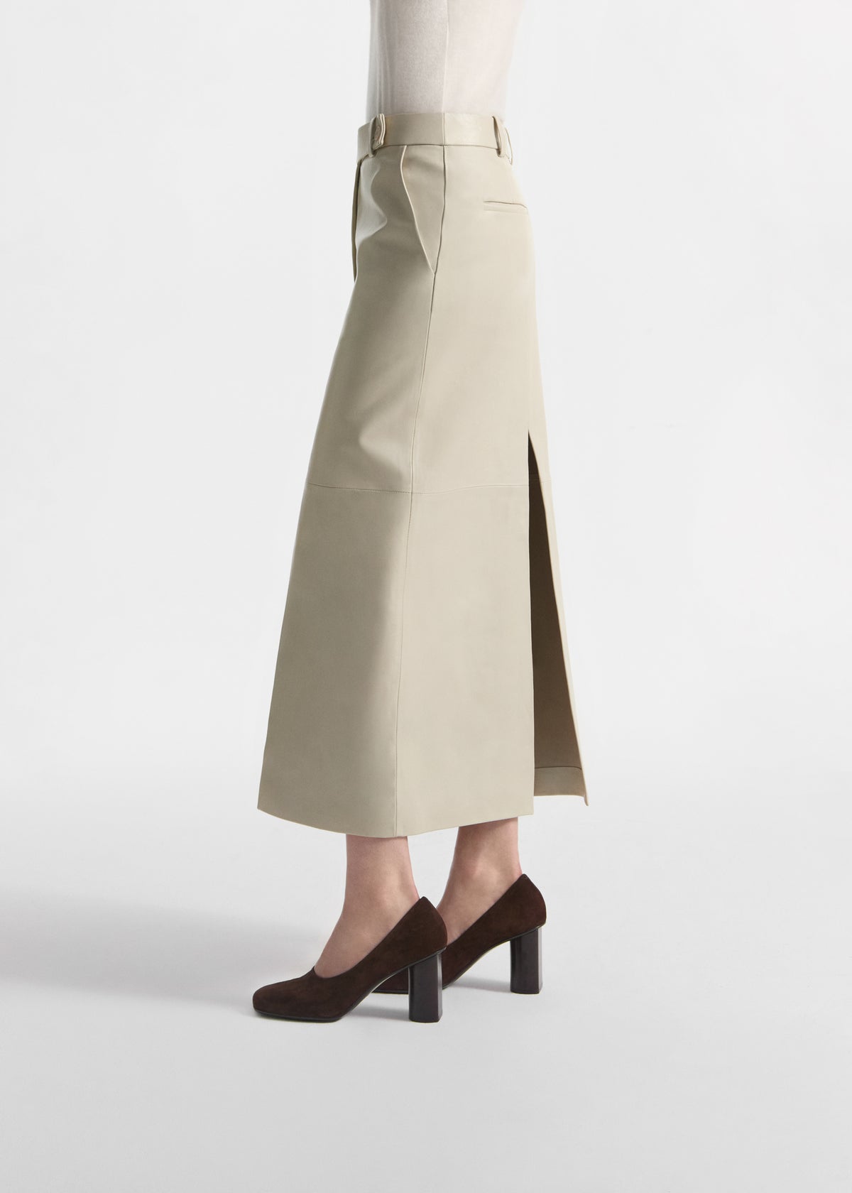 Tailored Front-Slit Midi Skirt in Leather - Pearl, image 4 of 6