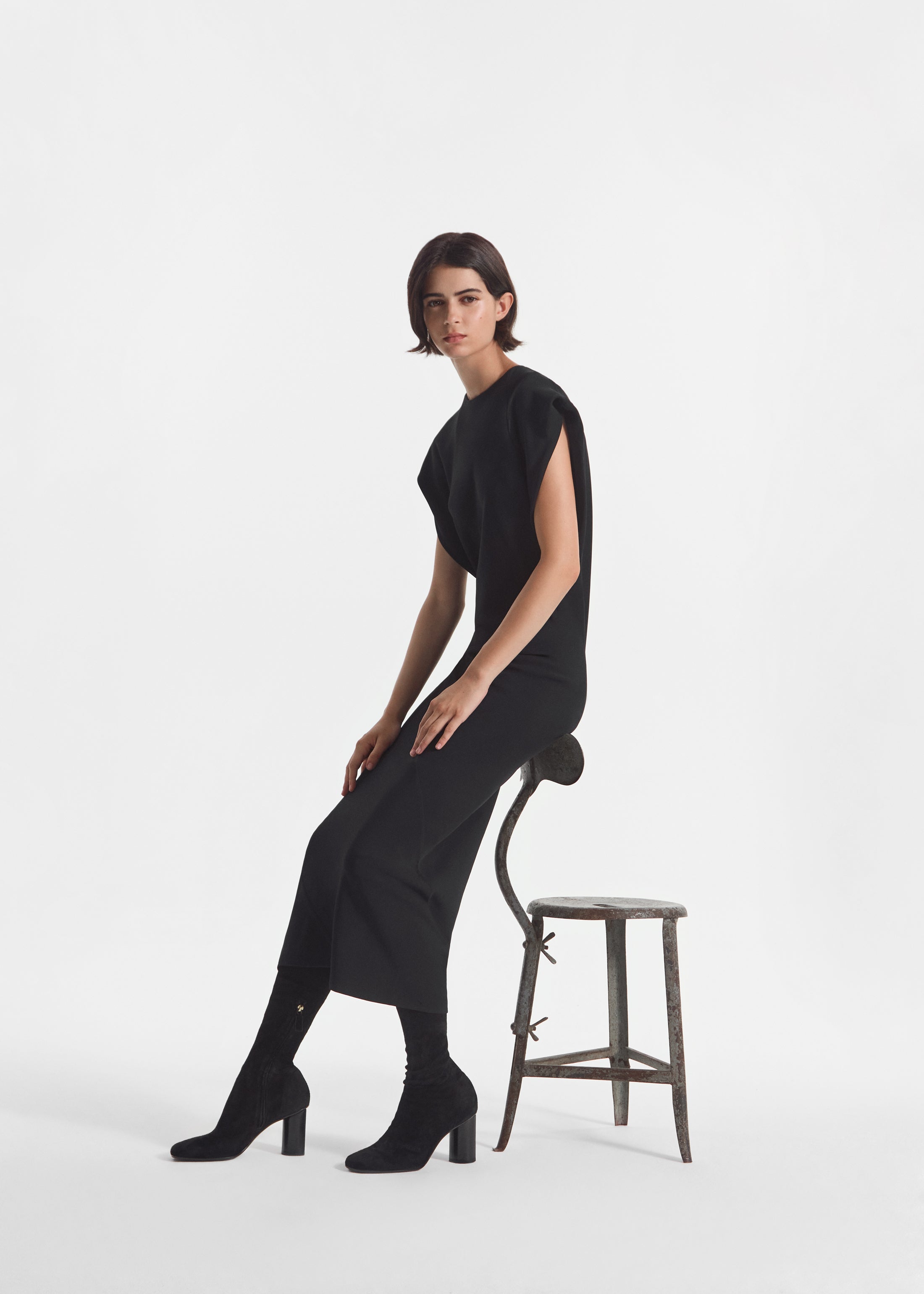 Relaxed Shift Dress in Crepe - Black, image 4 of 5