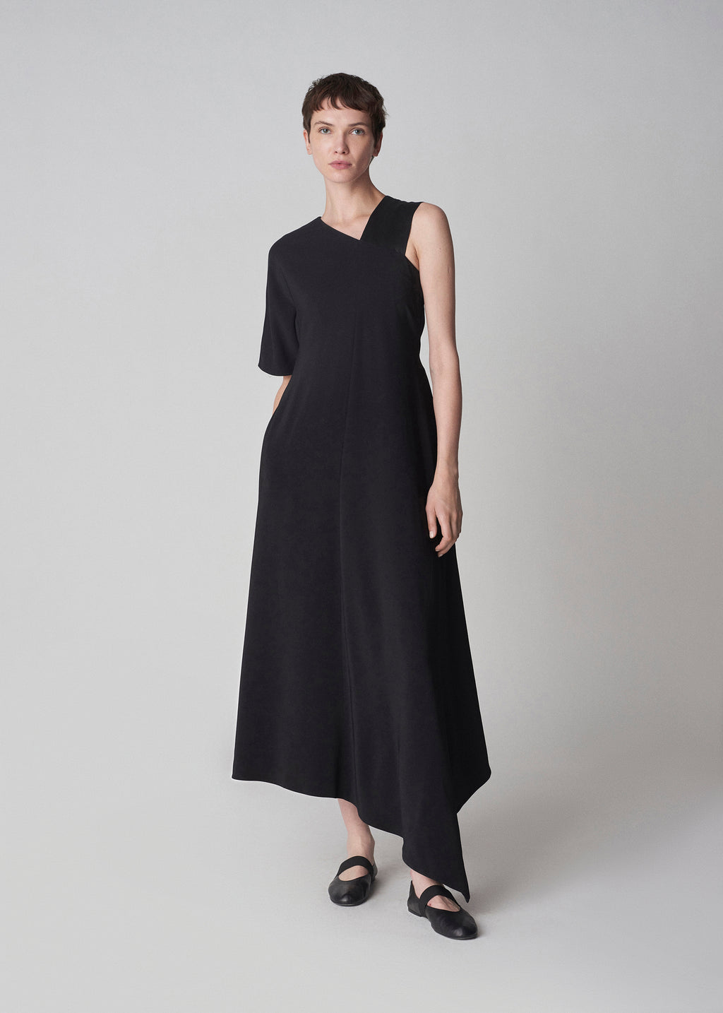 Napkin Dress in Stretch Viscose Crepe - Black - CO