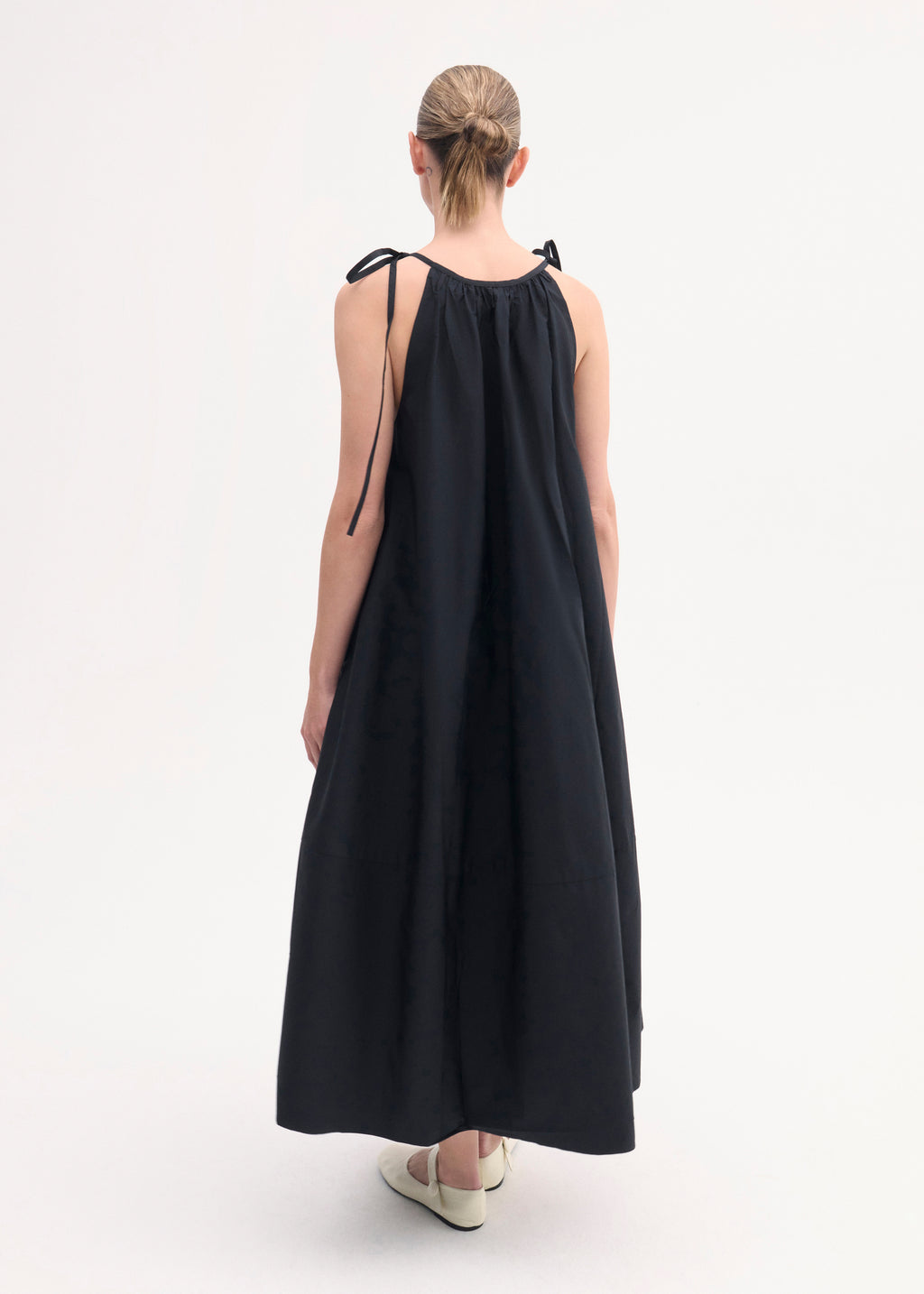 Gathered Halter Dress in Cotton Poplin - Black - CO