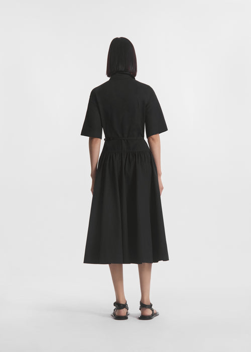 Short Sleeve Belted Dress in Cotton Poplin -  Black - CO