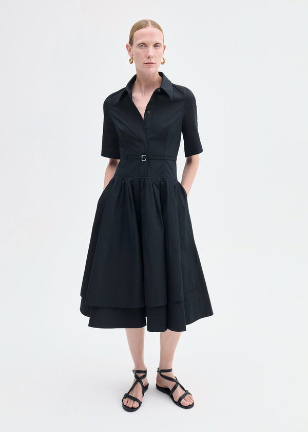Short Sleeve Belted Dress in Cotton Poplin -  Black - CO