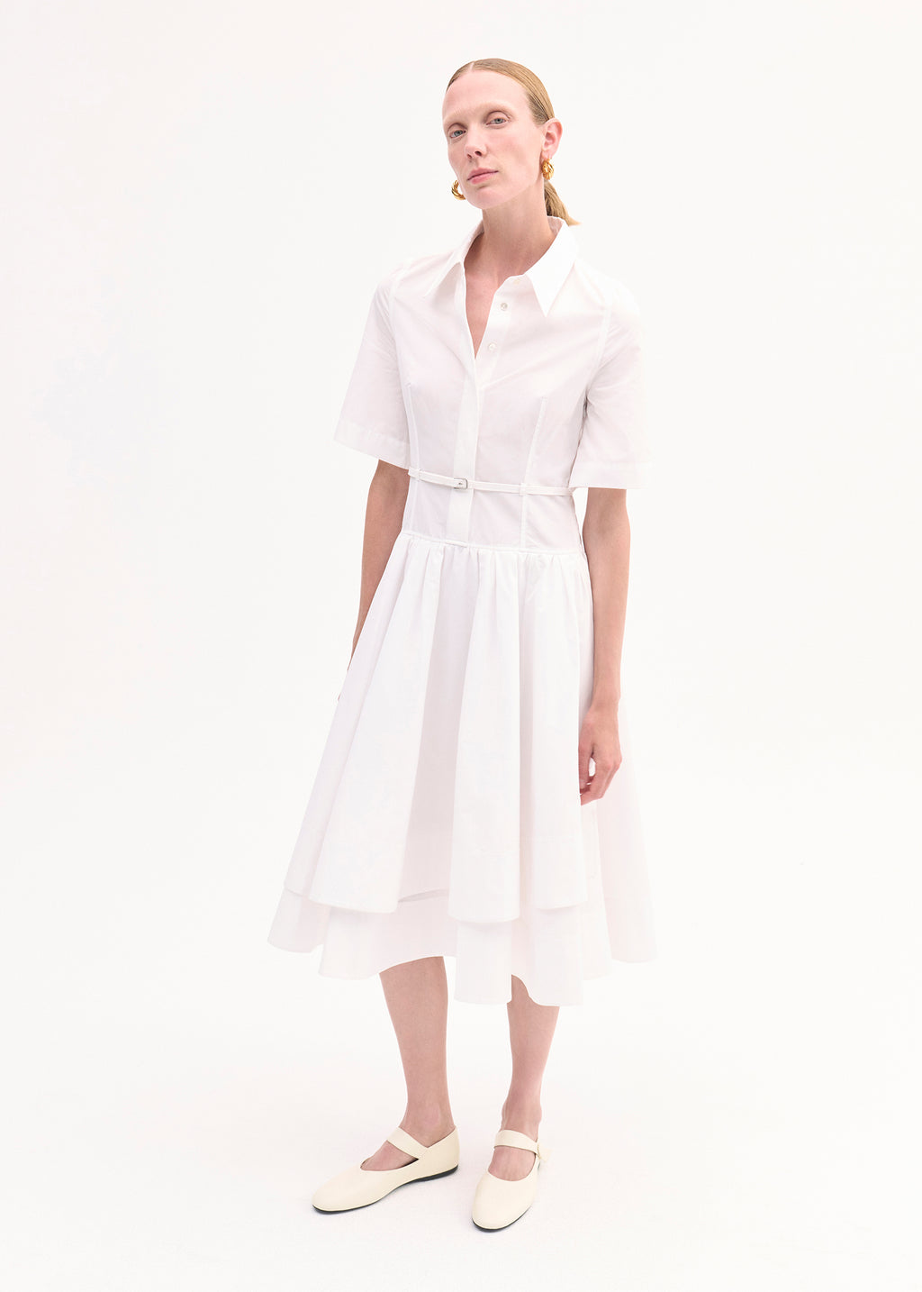 Short Sleeve Belted Dress in Cotton Poplin - White - CO