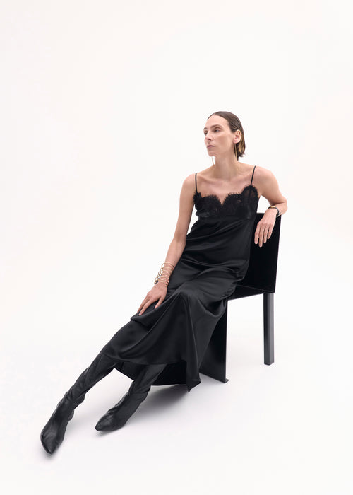 Pointed Stretch Leather Heel Boot in Black, image 4 of 4