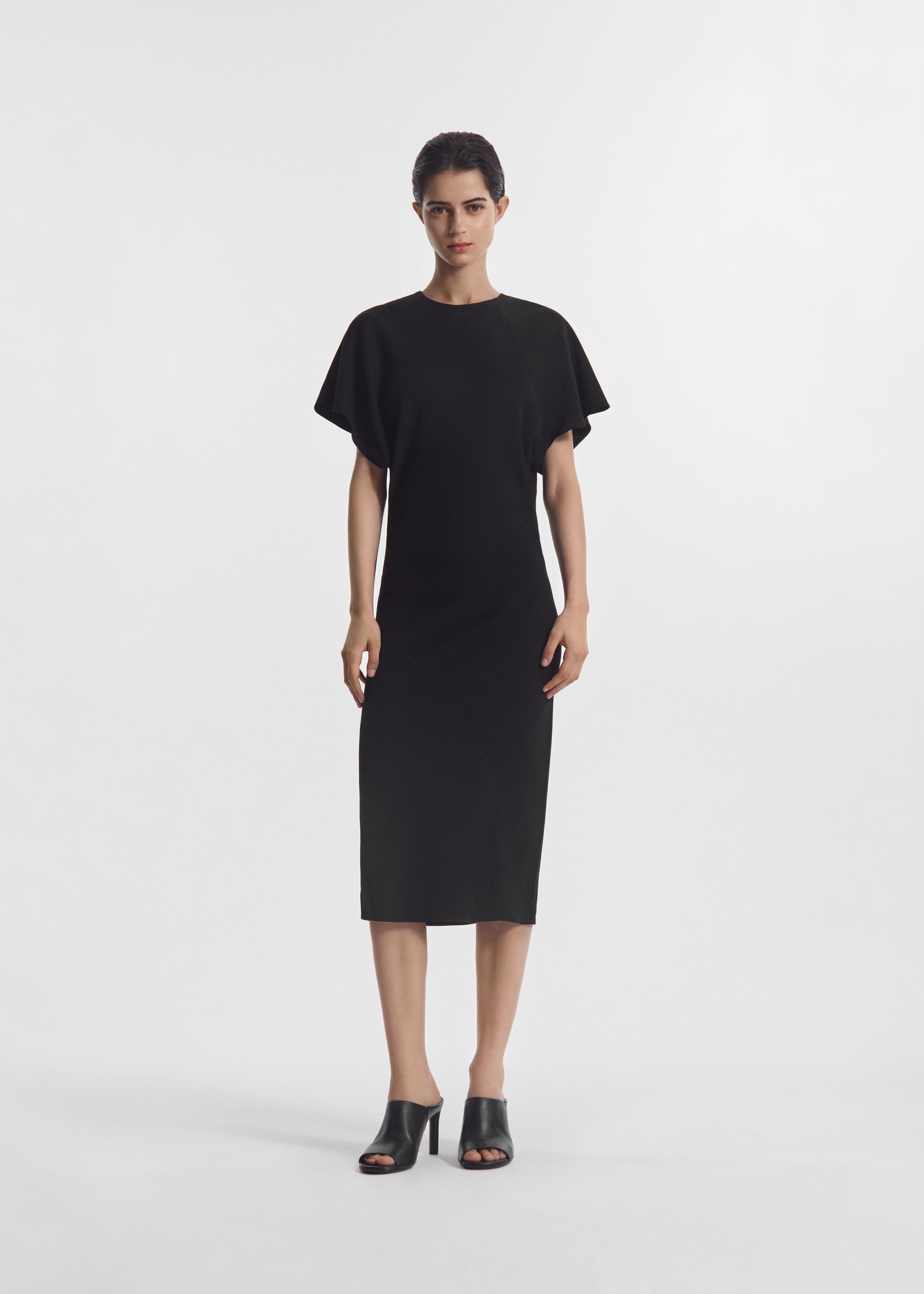 Twisted Knot Dress in Viscose Crepe - Black