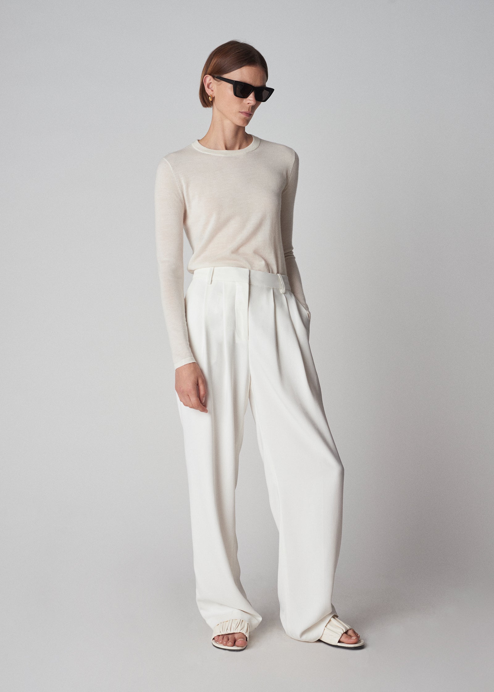 Classic Trouser in Stretch Viscose - Ivory - CO Collections