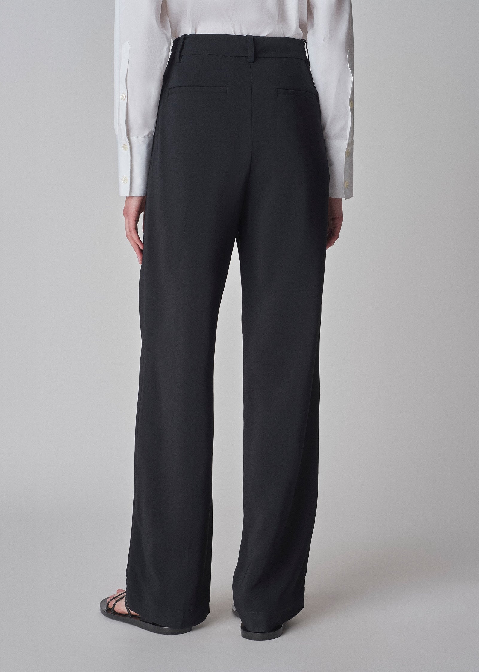 Classic Pleat Front Trouser in Fluid Crepe - Black