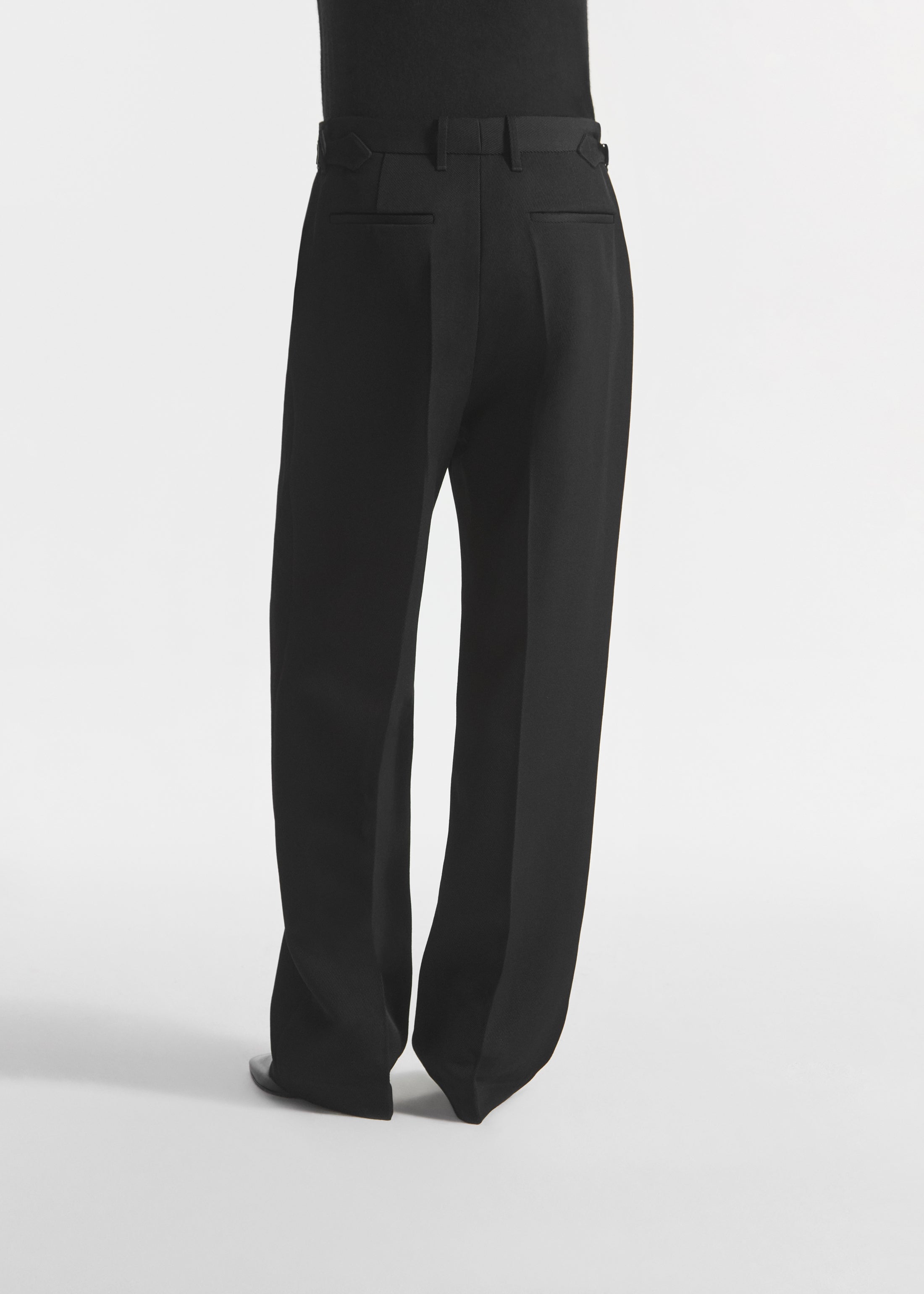 Low Rise Trousers in Wool - Black