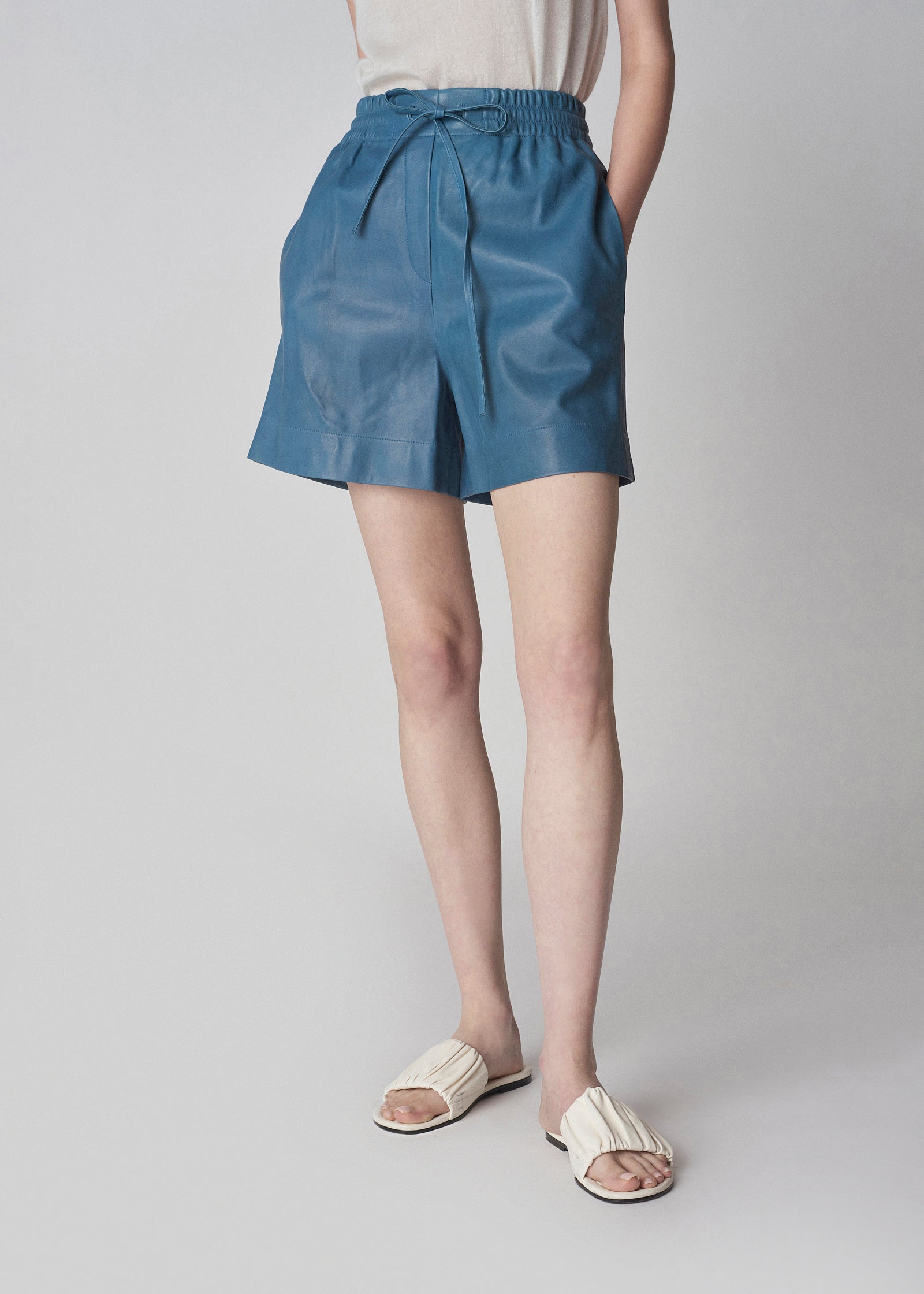 Elastic Waist Short in Lambskin - Blue - CO Collections
