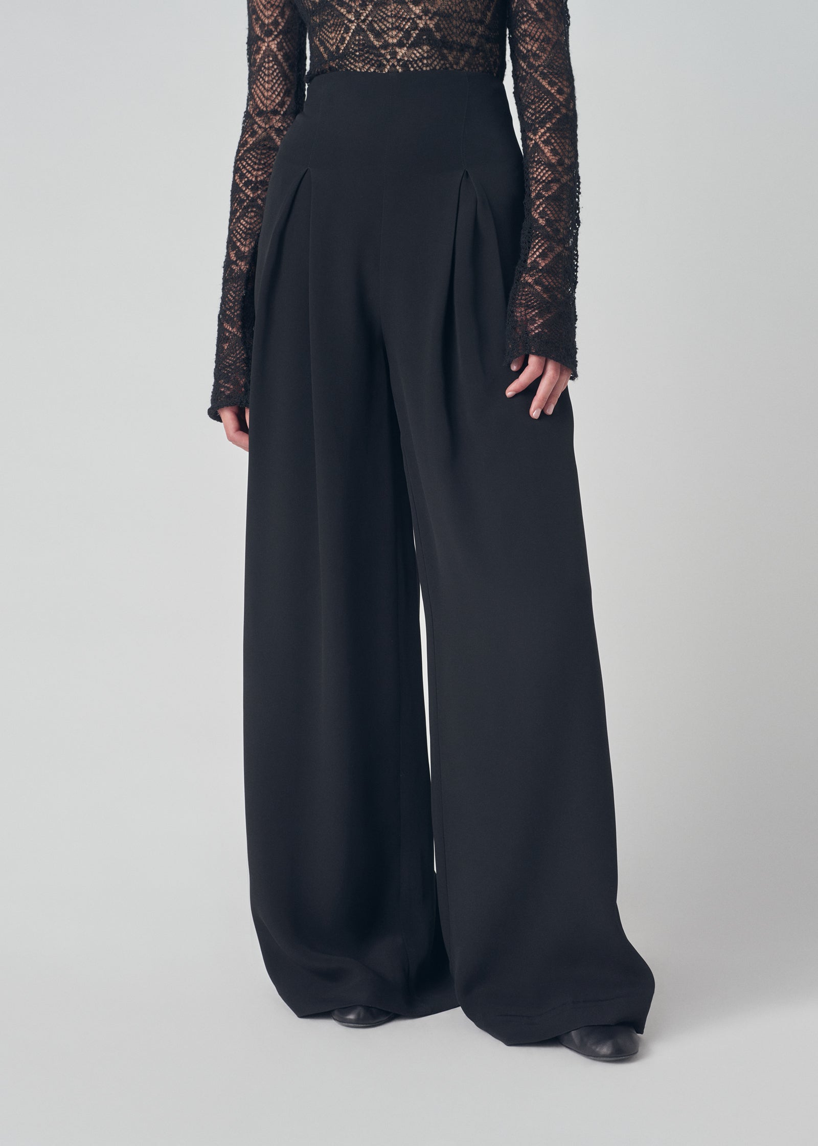 High Waist Wide Leg Trouser in Silk Cady - Black - CO Collections