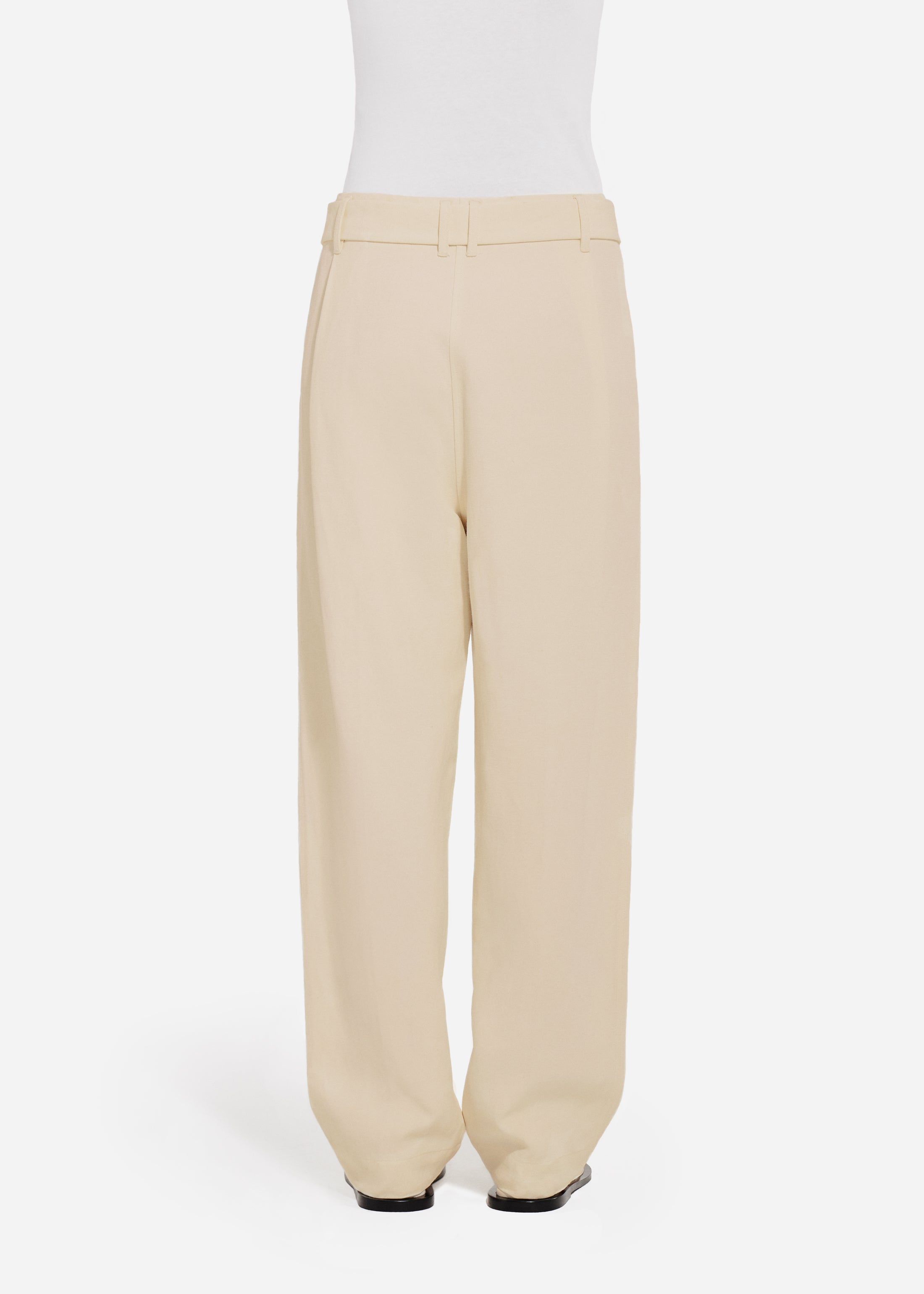 Belted Pleated Pant in Viscose Linen - Pearl