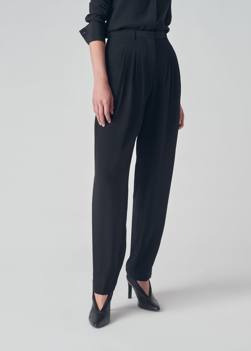 Pleated Carrot Trouser in Silk Cady - Black - CO