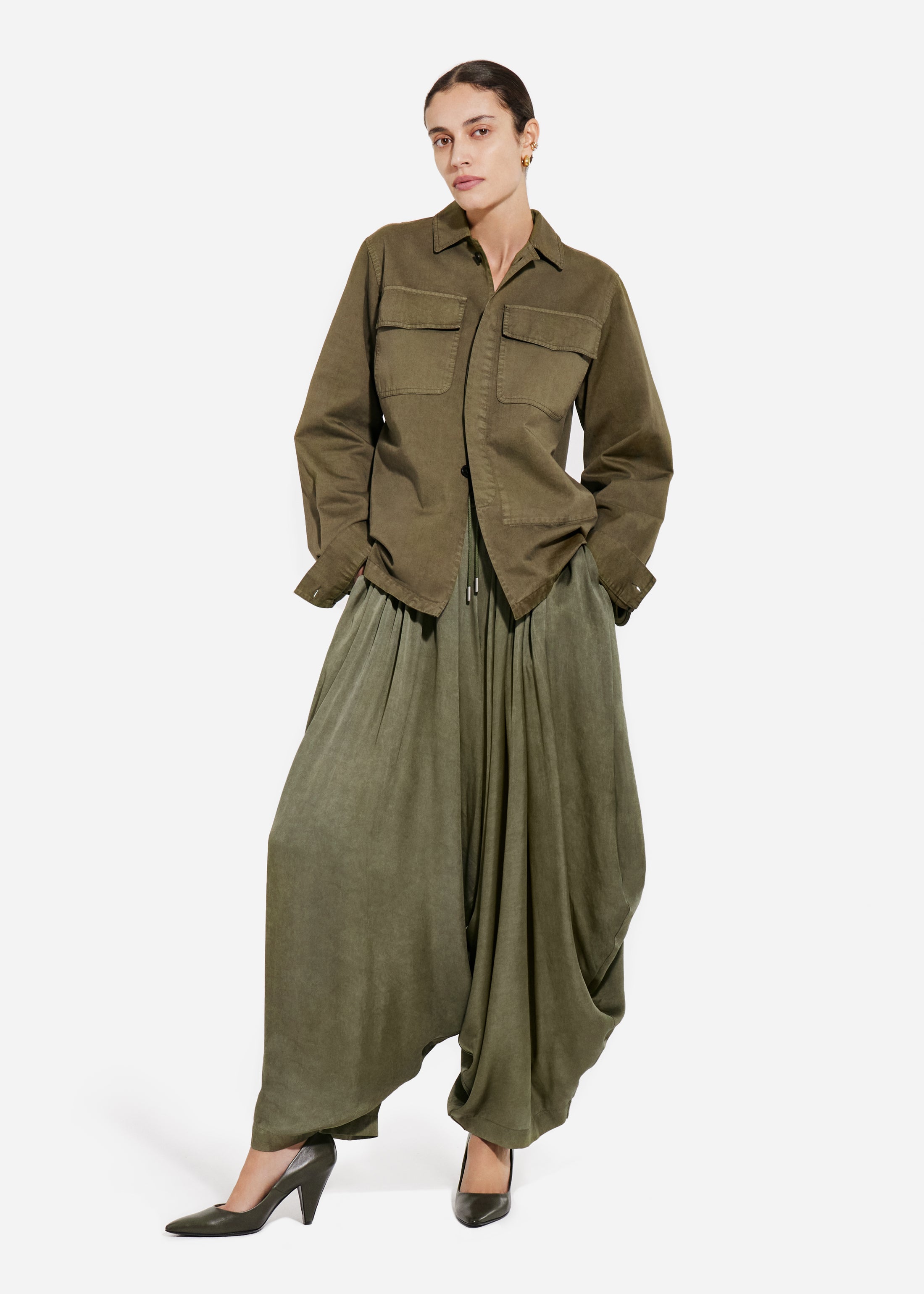 Elasticated Waist Gathered Pant in Viscose - Jade