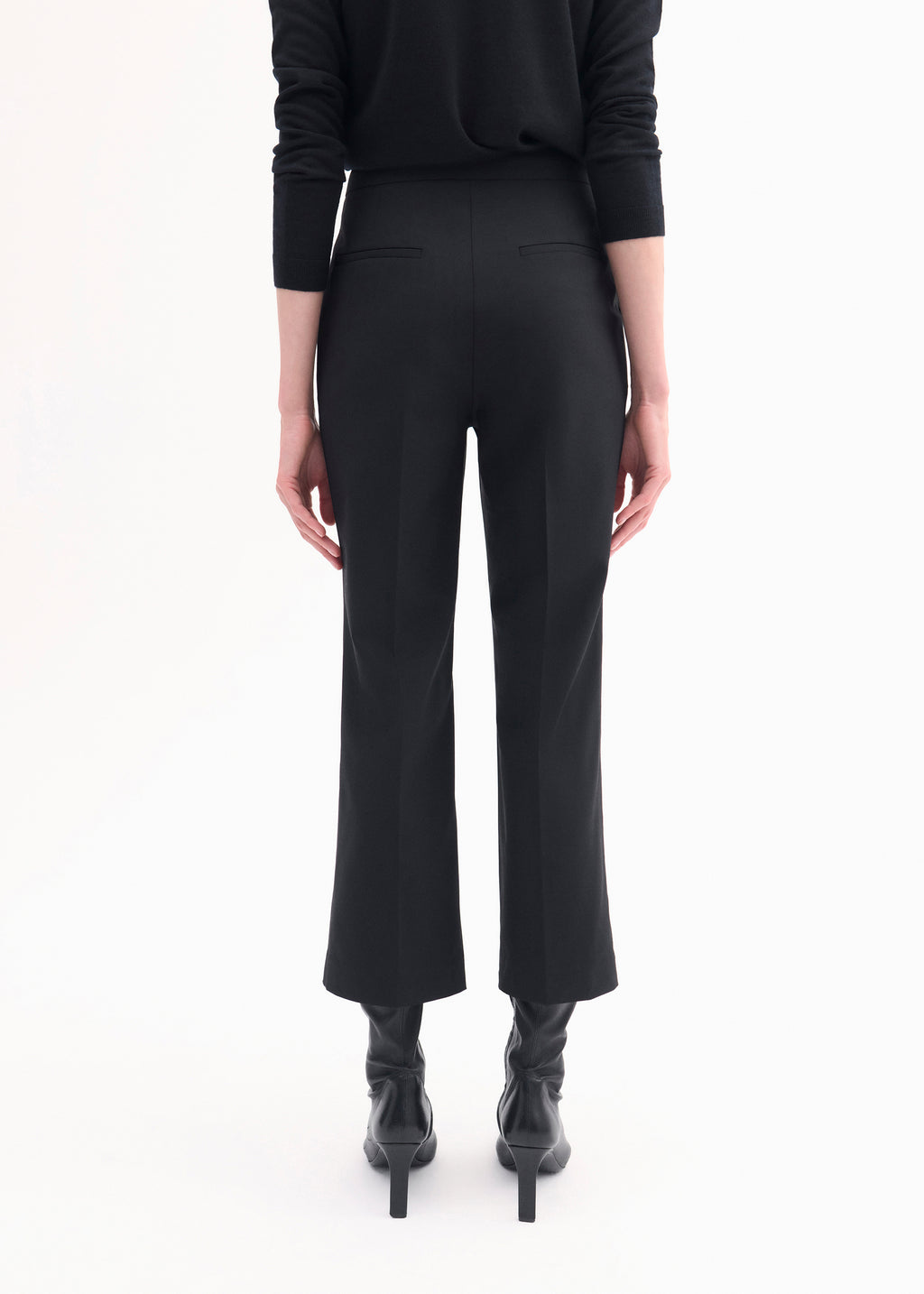 Cropped Cigarette Trouser in Virgin Wool - Black - CO