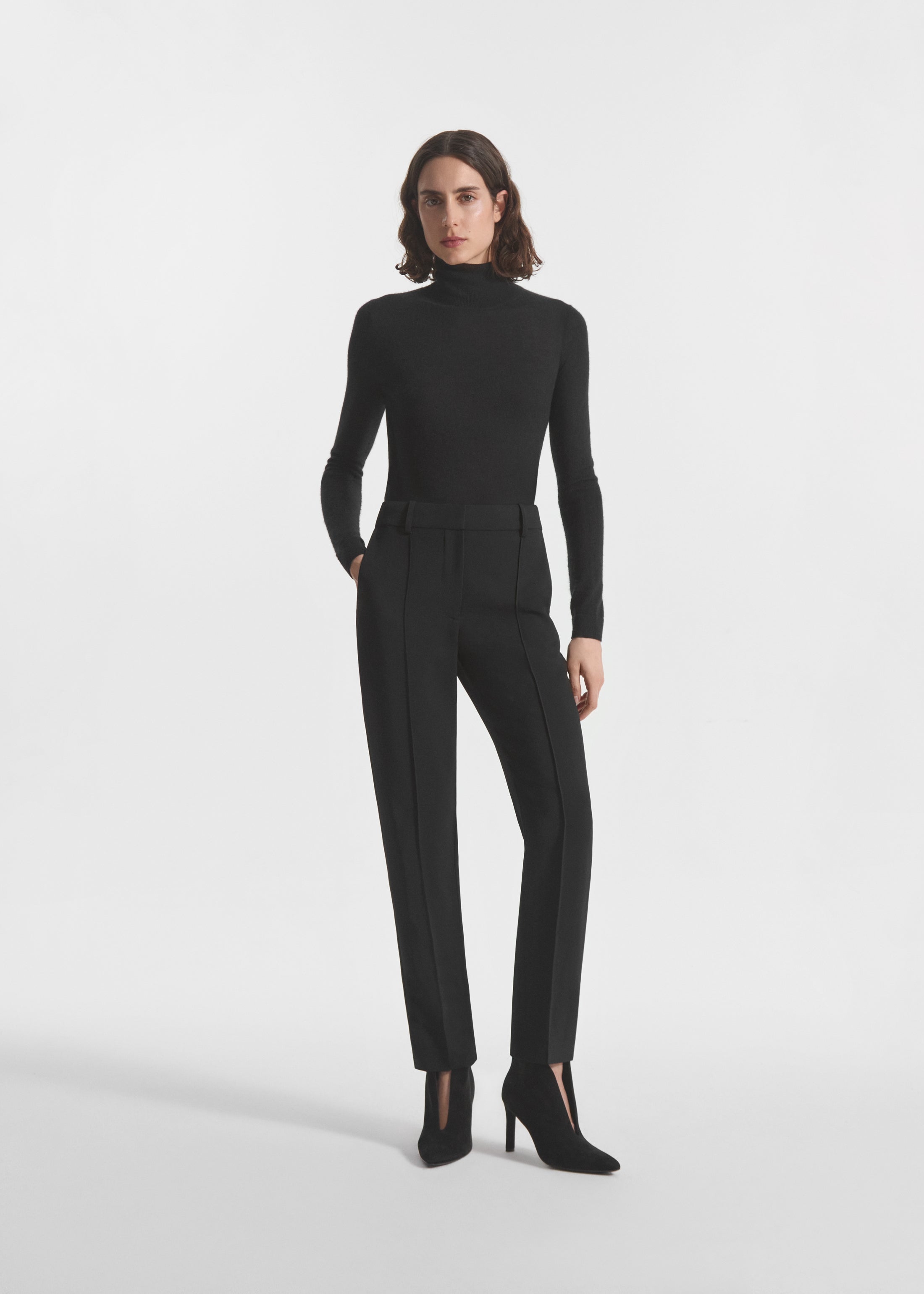 Cigarette Trouser in Crepe - Black, image 3 of 5