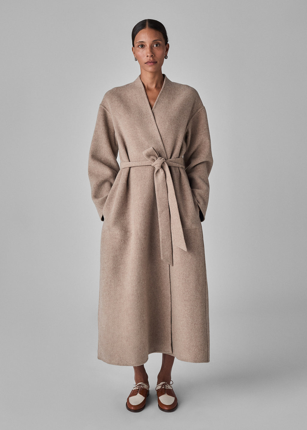 Wrap Coat in Double Faced Wool Cashmere  - Taupe - CO