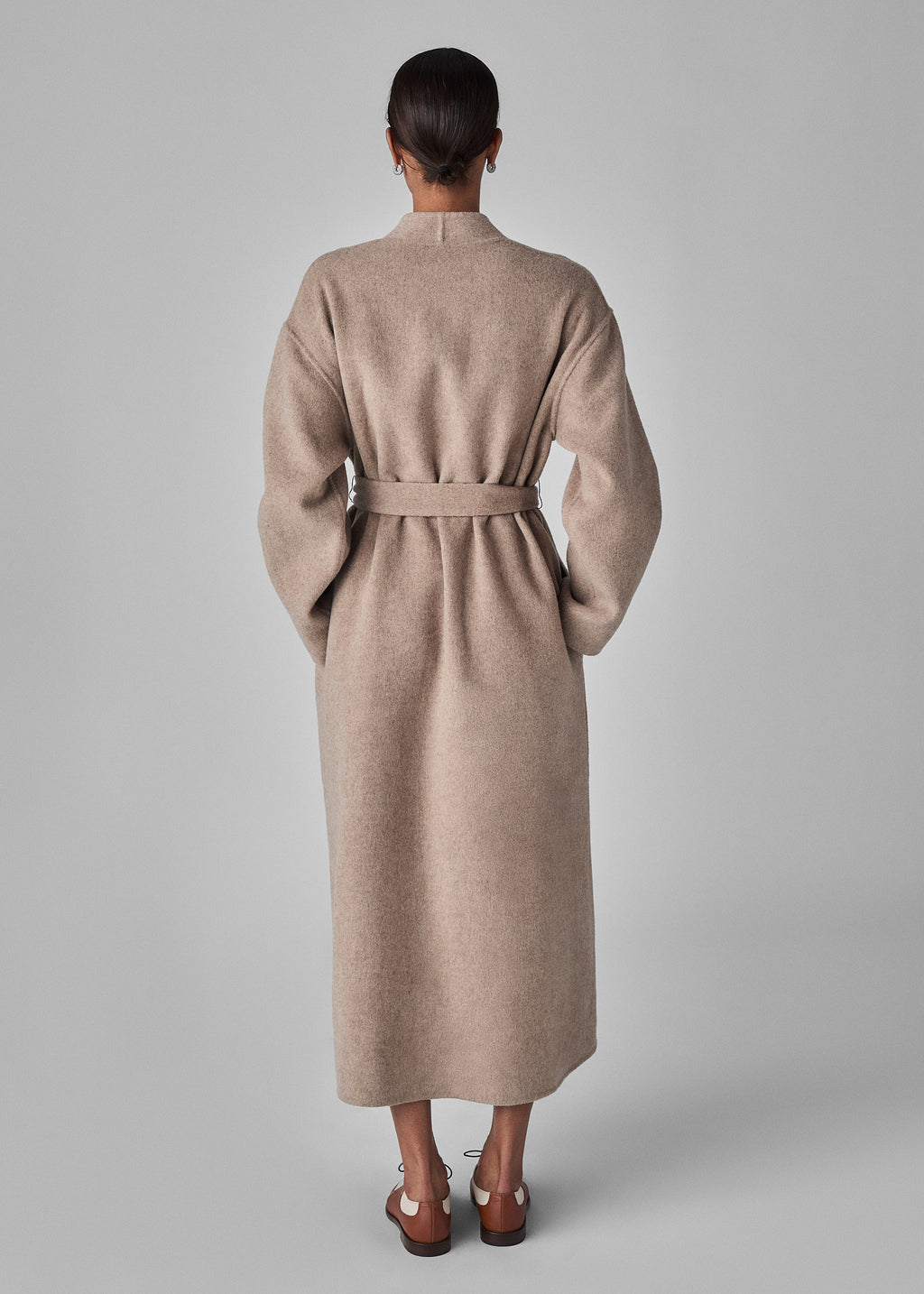 Wrap Coat in Double Faced Wool Cashmere  - Taupe - CO