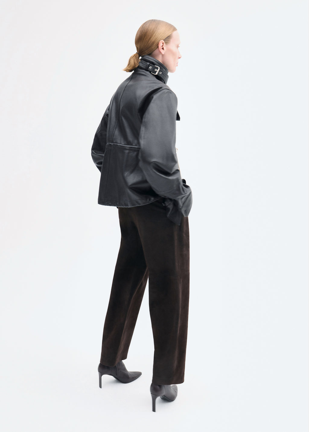 Military Jacket in Leather - Chocolate - CO
