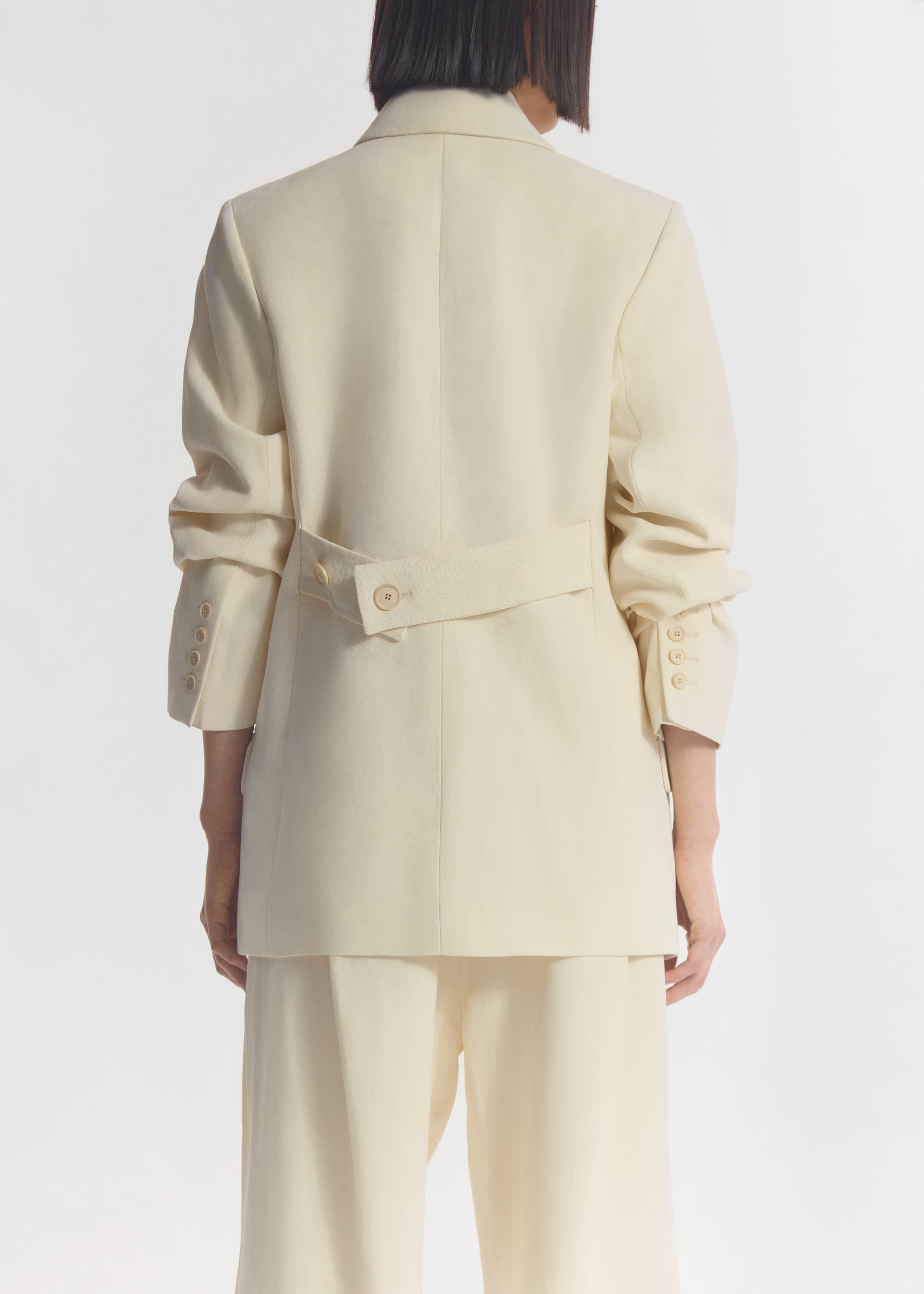 Double Breasted Blazer in Linen - Pearl